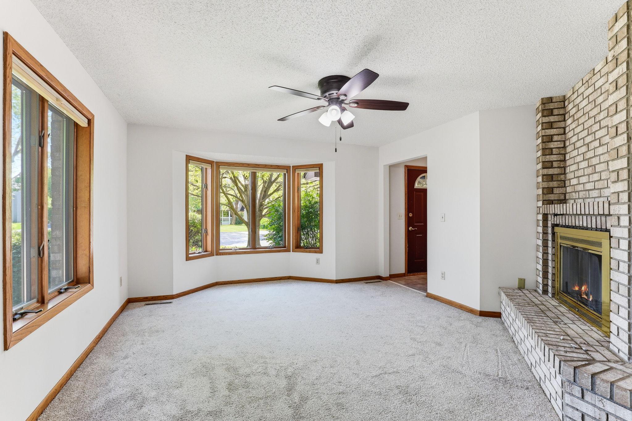 4th image of 2133 Trumble Ct, Chaska, MN 55318 | MLS# 7111191