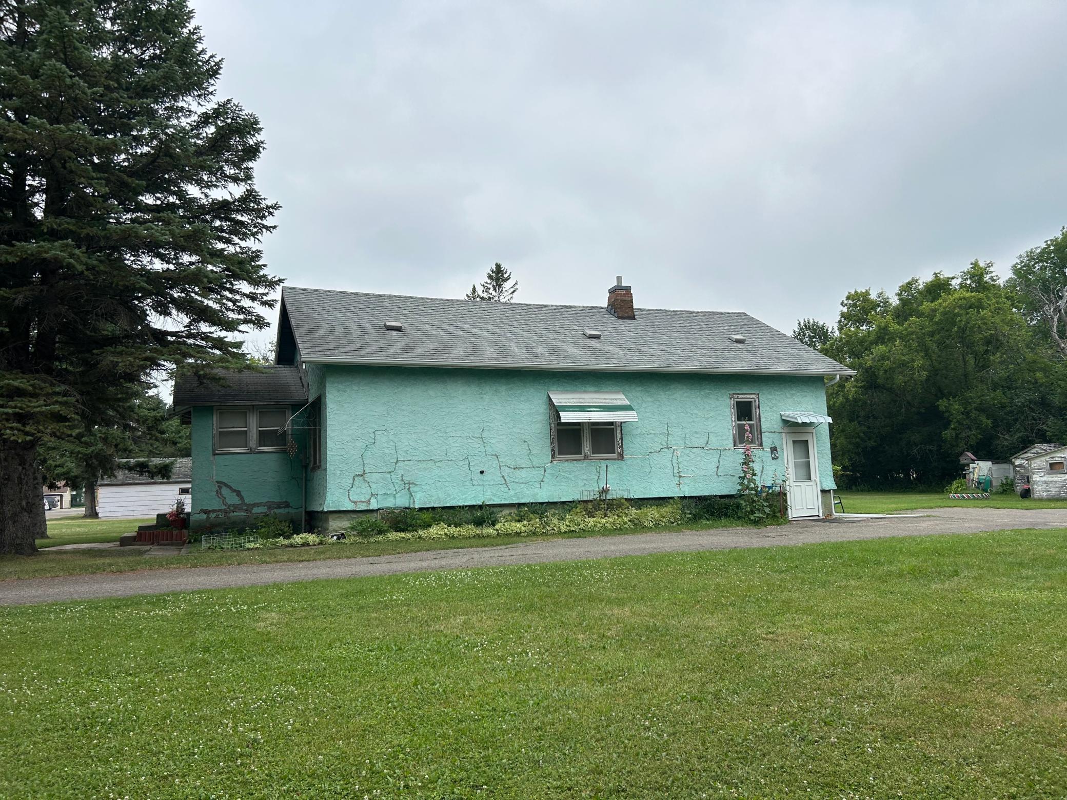 4th image of 601 11Th St E, Thief River Falls, MN 56701 | MLS# 7111210