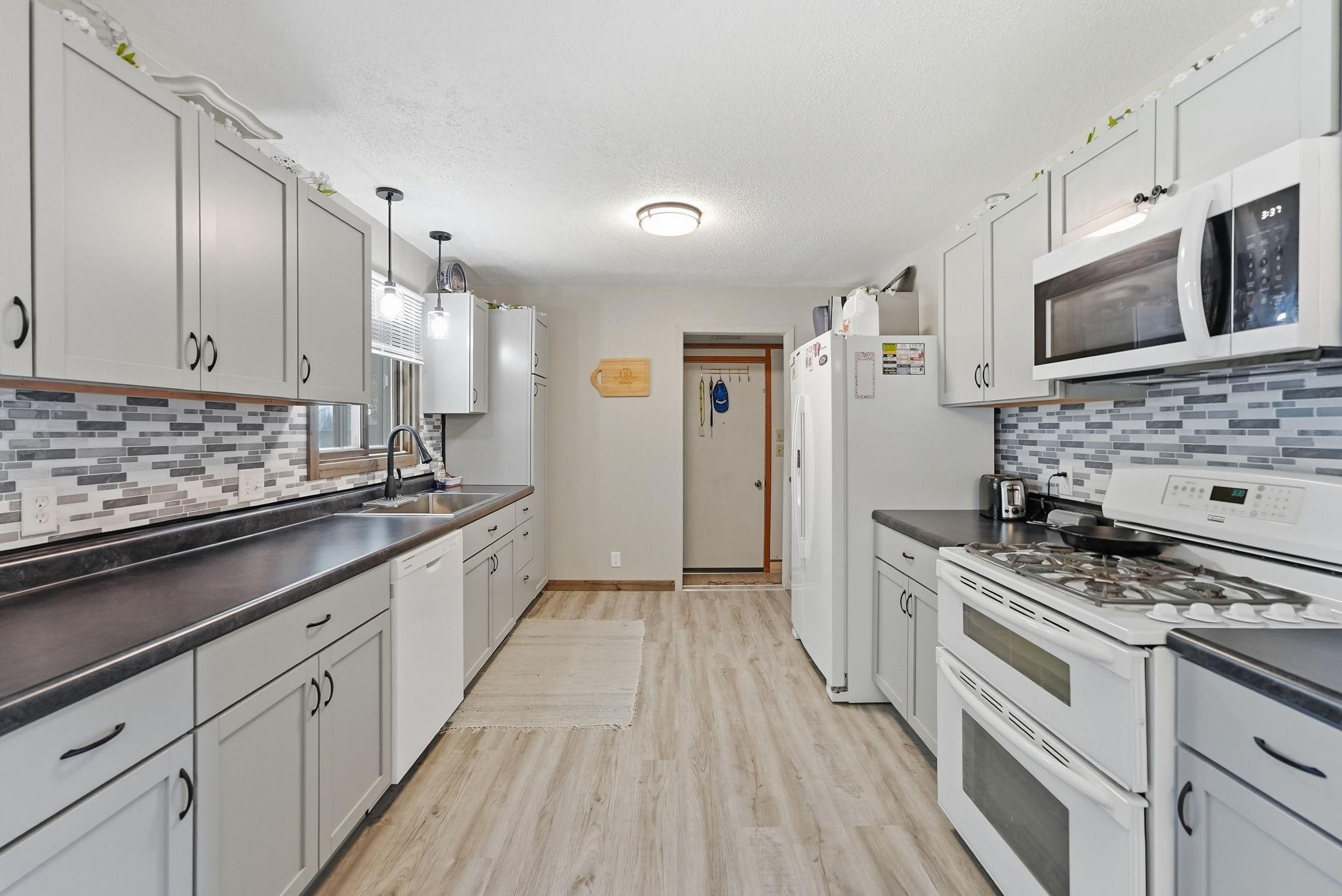 4th image of 231 Excelsior Ave S, Annandale, MN 55302 | MLS# 7111245