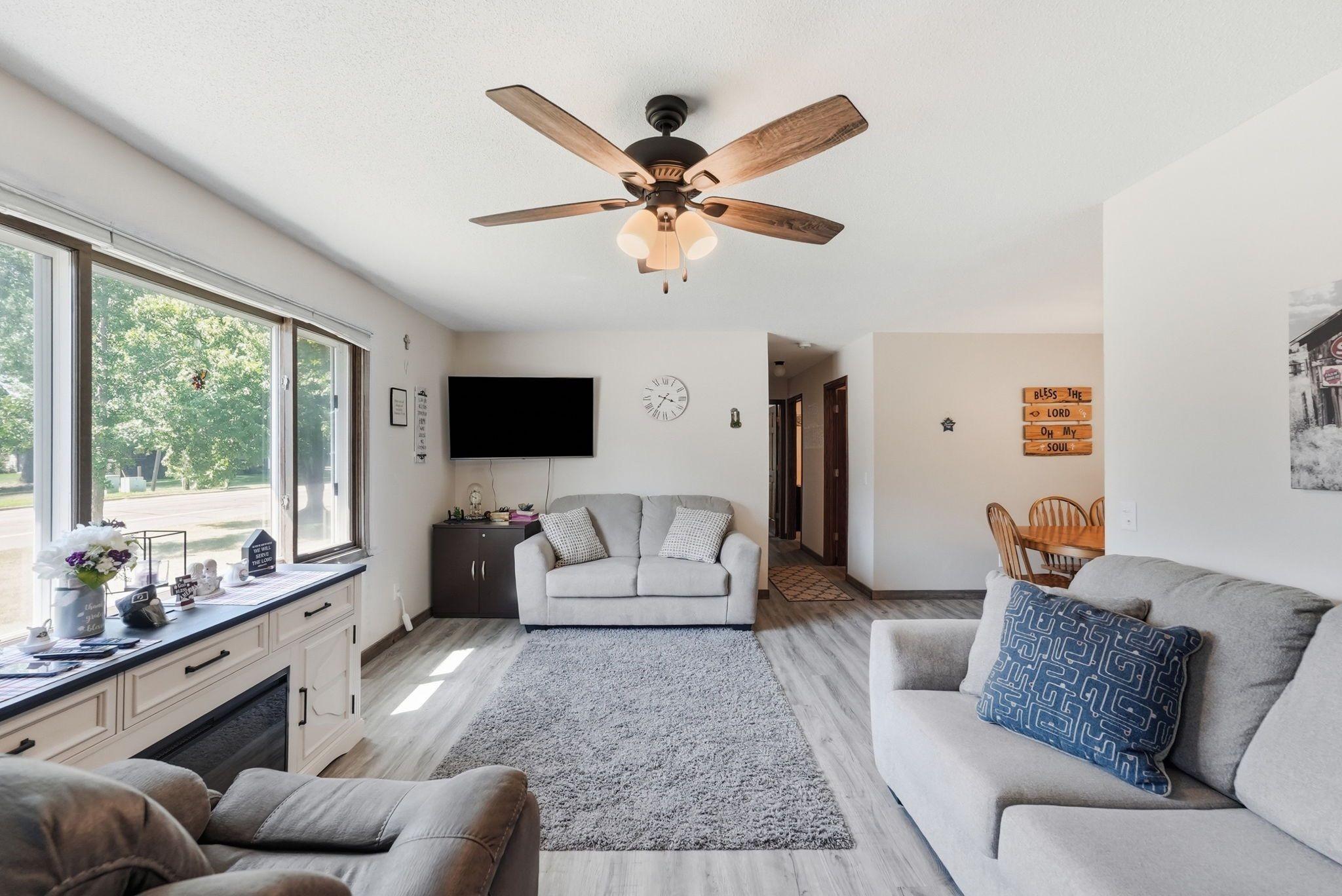 3rd image of 231 Excelsior Ave S, Annandale, MN 55302 | MLS# 7111245