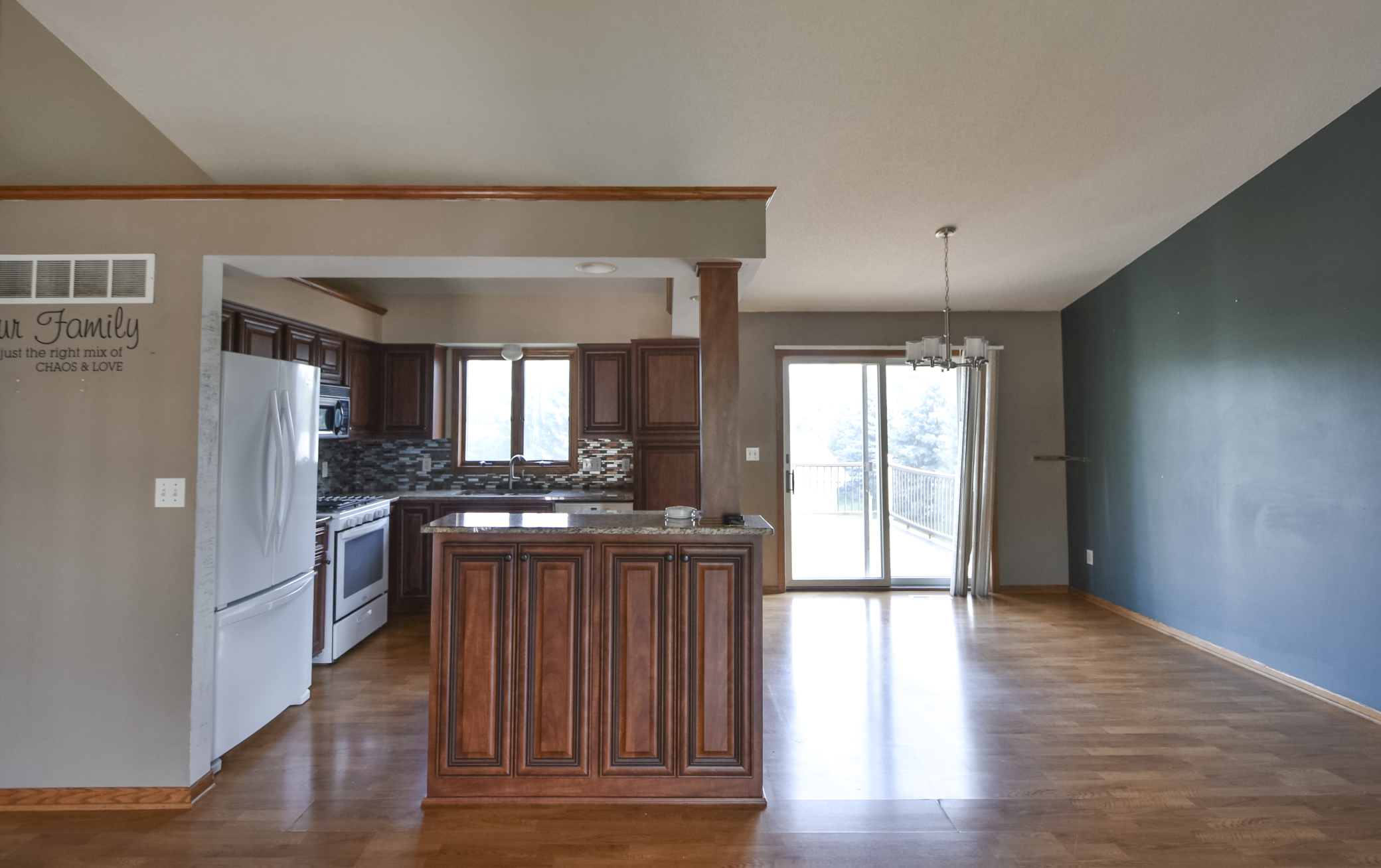 Homes for sale in Zumbrota, MN | 1002 W 2Nd St, Zumbrota, MN 55992 | MLS# 7111258