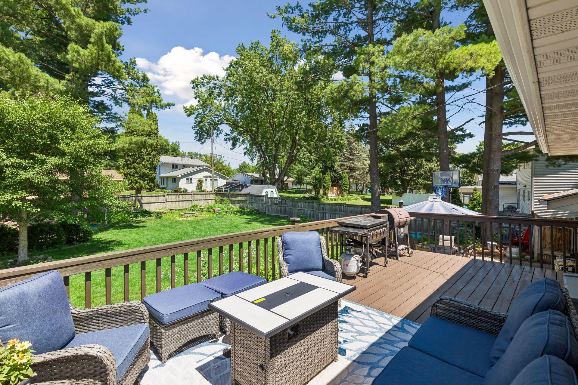 1st image of 2006 River Hills Dr, Burnsville, MN 55337 | MLS# 7111322