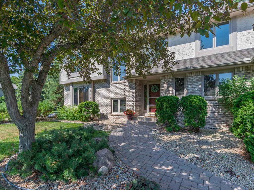 2nd image of 8401 Passfield Turn, Maple Grove, MN 55311 | MLS# 7111337