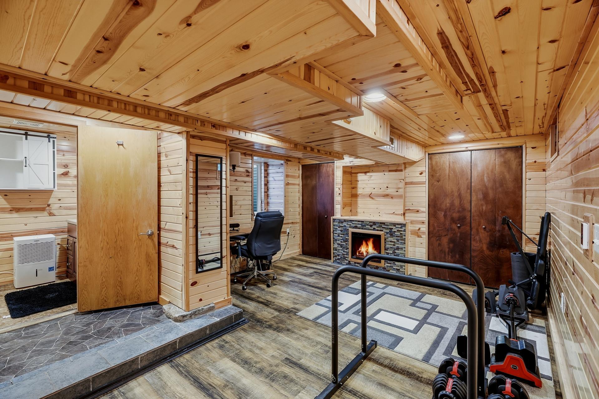 3rd image of 53 Dale St N, Saint Paul, MN 55102 | MLS# 7111351