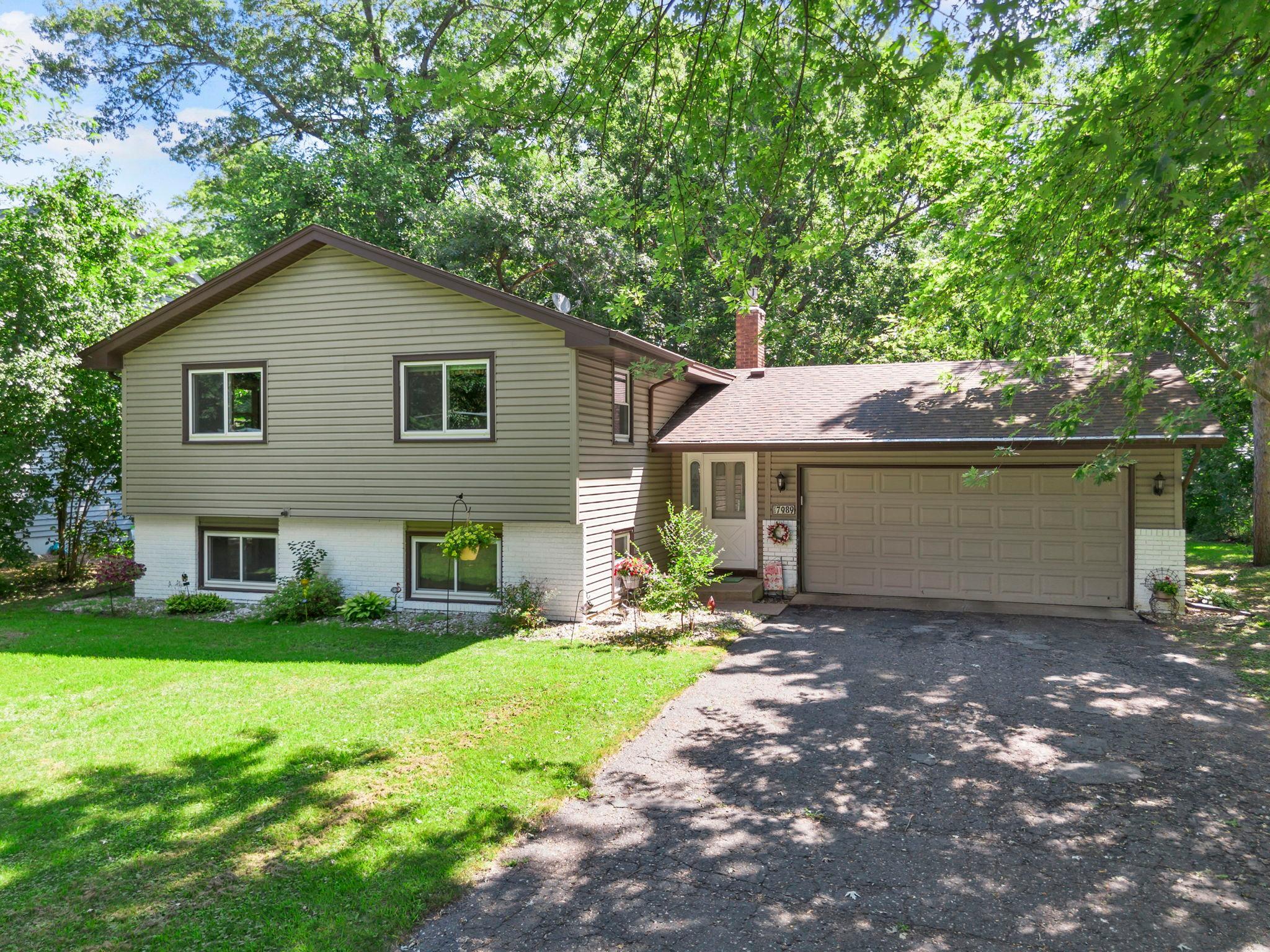 Homes for sale in Mounds View, MN | 7989 Eastwood Rd, Mounds View, MN 55112 | MLS# 7111356