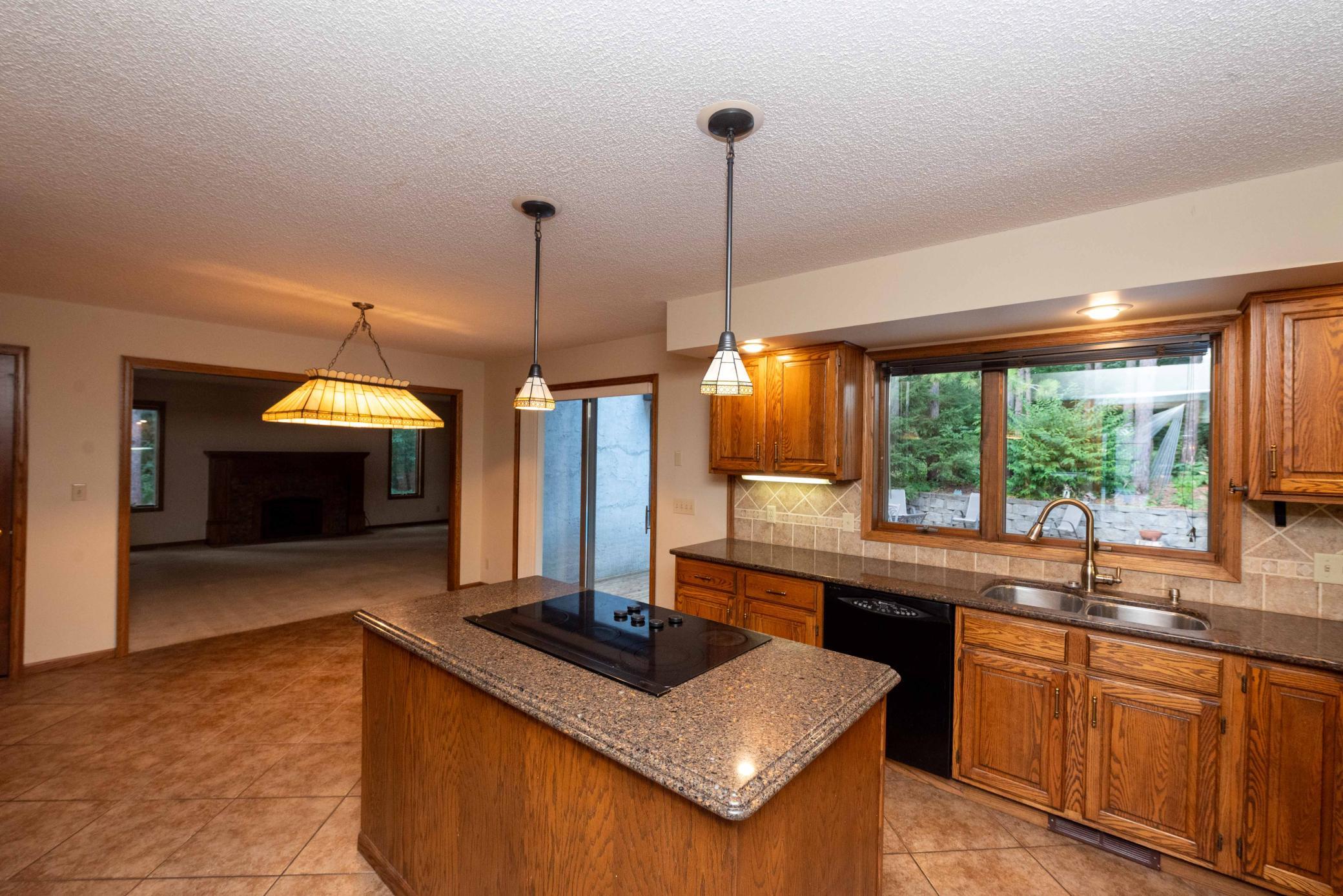 3rd image of 1820 Interlachen Alcove, Woodbury, MN 55125 | MLS# 7111370