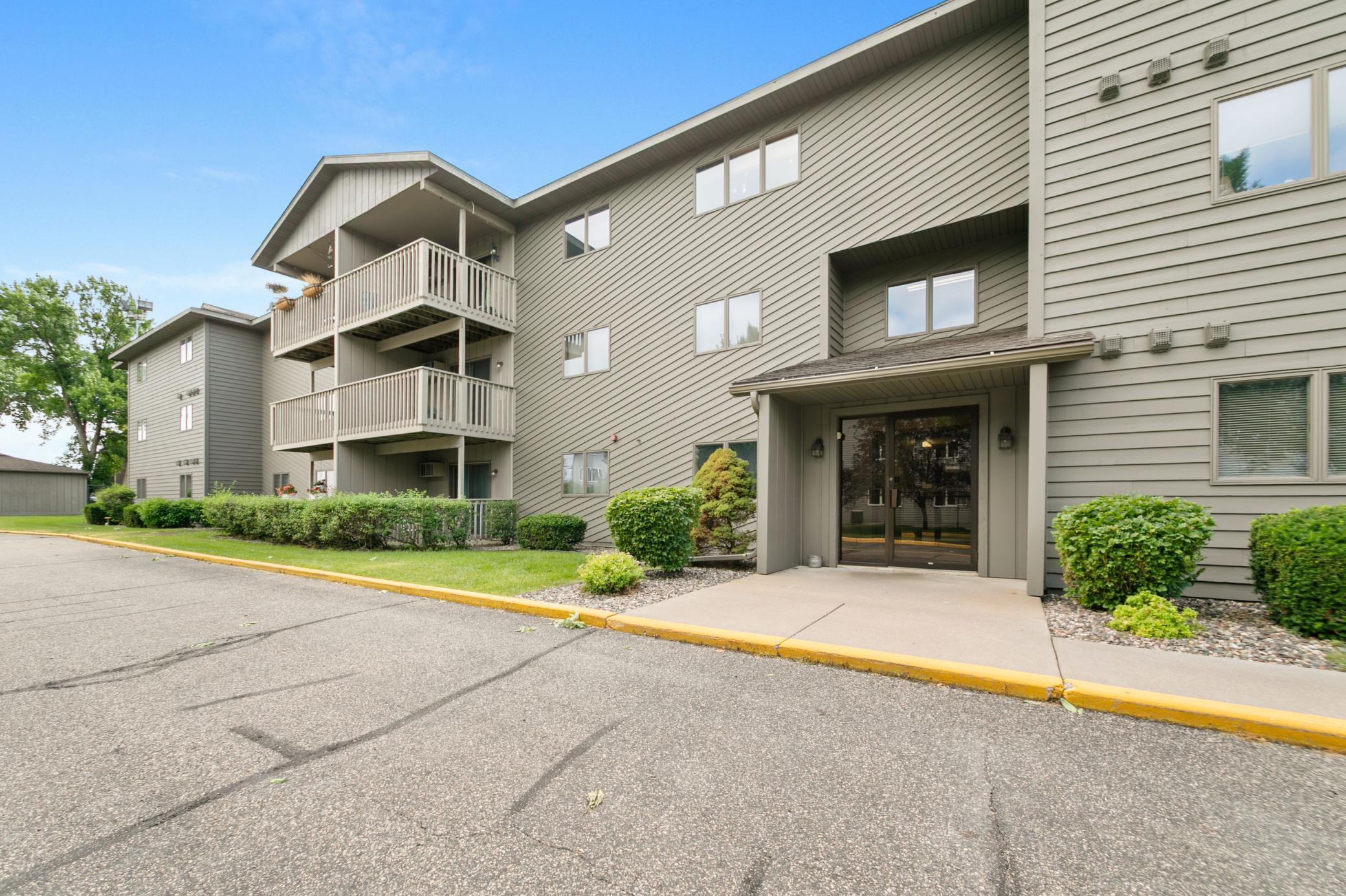 Homes for sale in Hastings, MN | 930 Lyn Wy #203, Hastings, MN 55033 | MLS# 7111382
