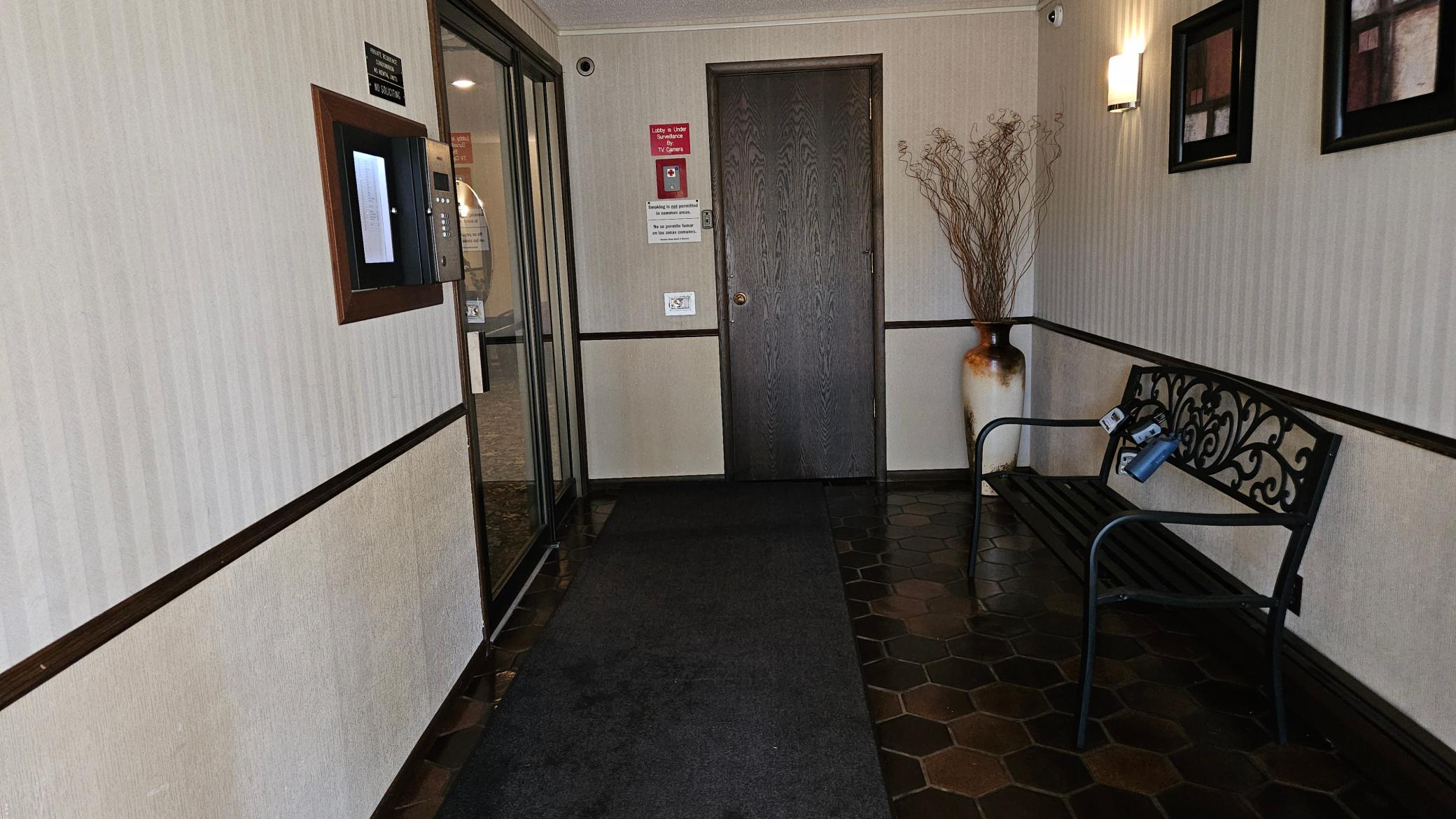 3rd image of 260 Westview Dr #303, Saint Paul, MN 55118 | MLS# 7111421
