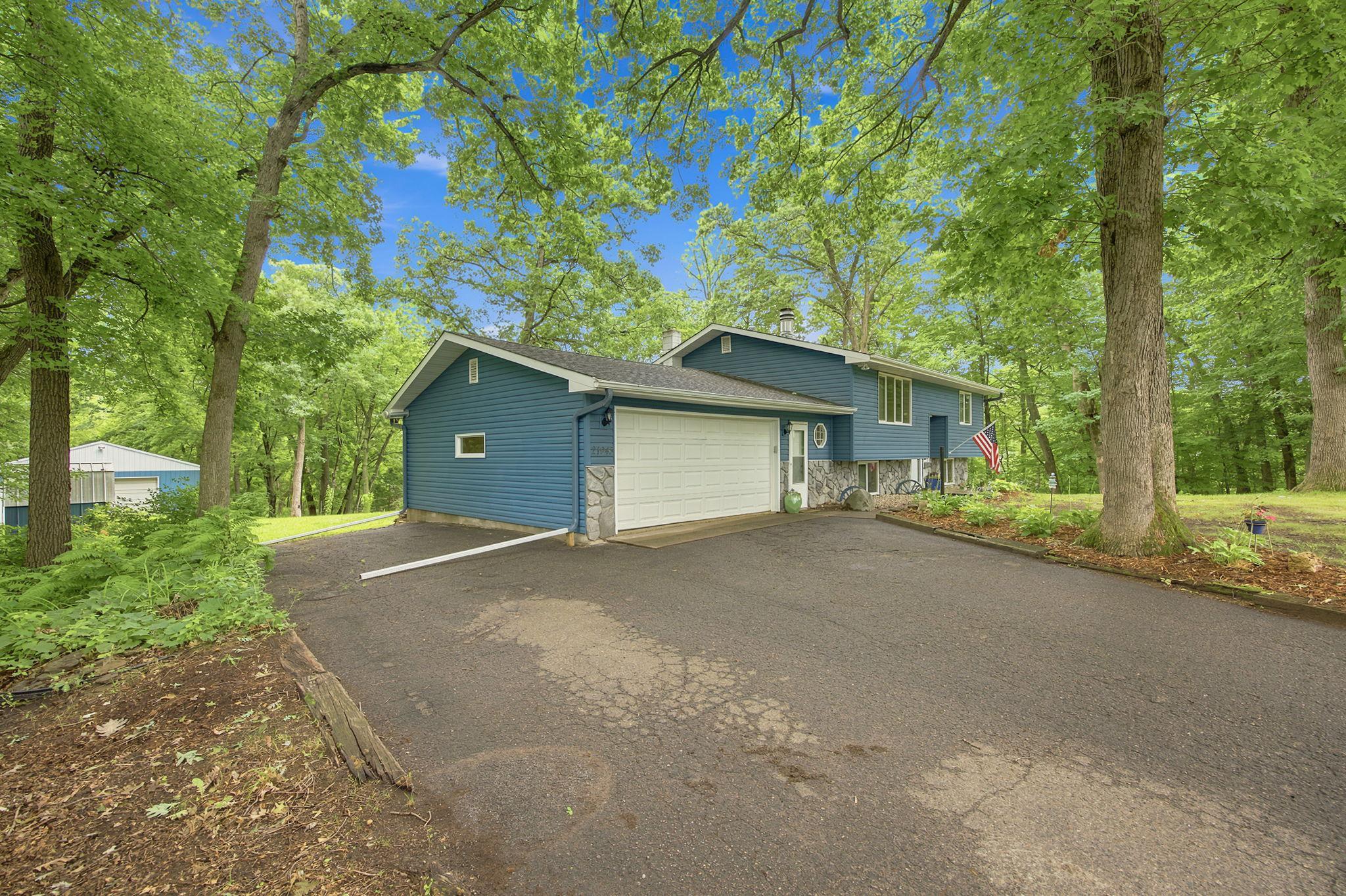 2nd image of 21943 Martin Lake Rd Ne, Stacy, MN 55079 | MLS# 7111450