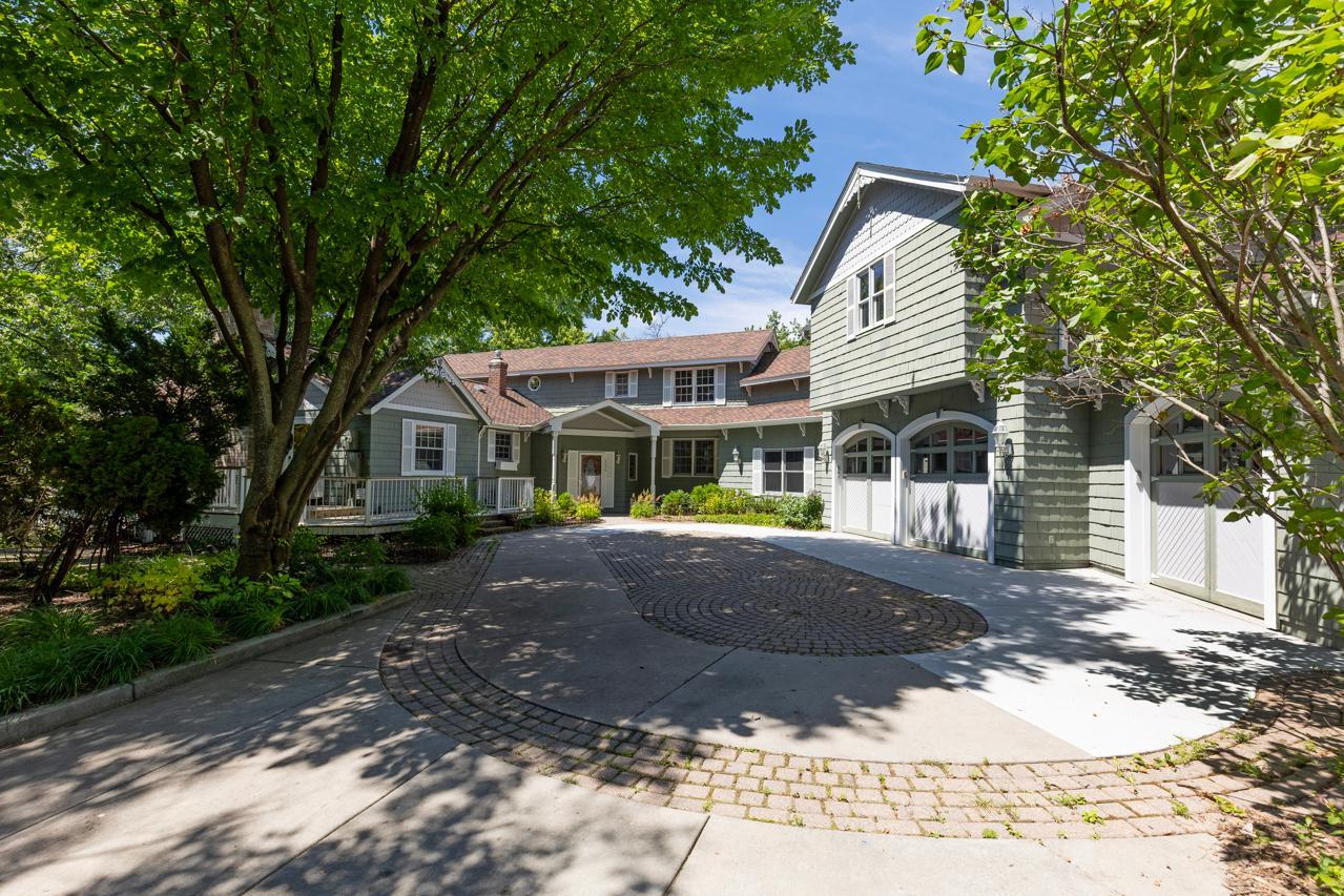 1st image of 6630 Horseshoe Curv, Chanhassen, MN 55317 | MLS# 7111471