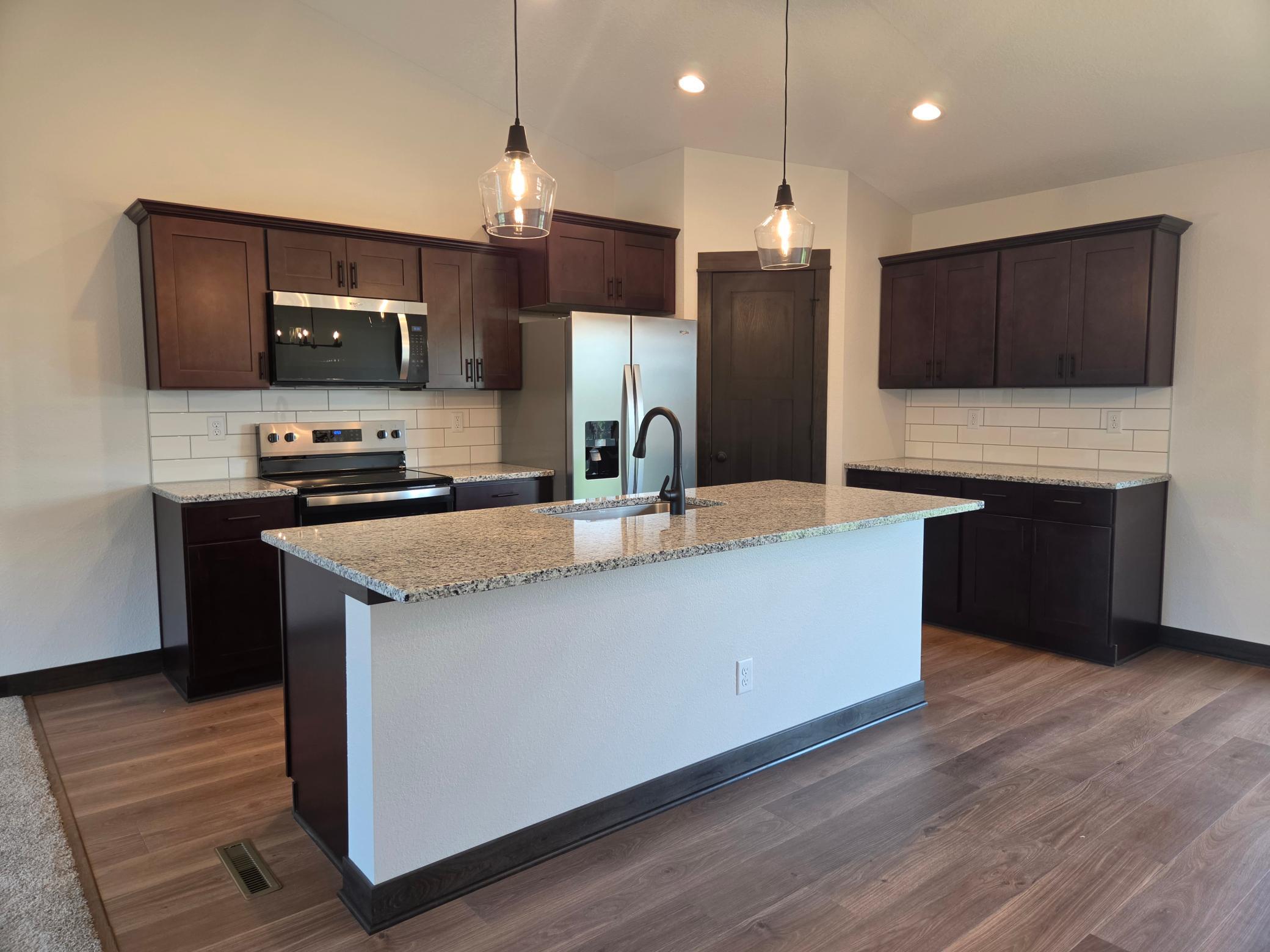 4th image of 305 N Lane, Green Isle, MN 55338 | MLS# 7111516