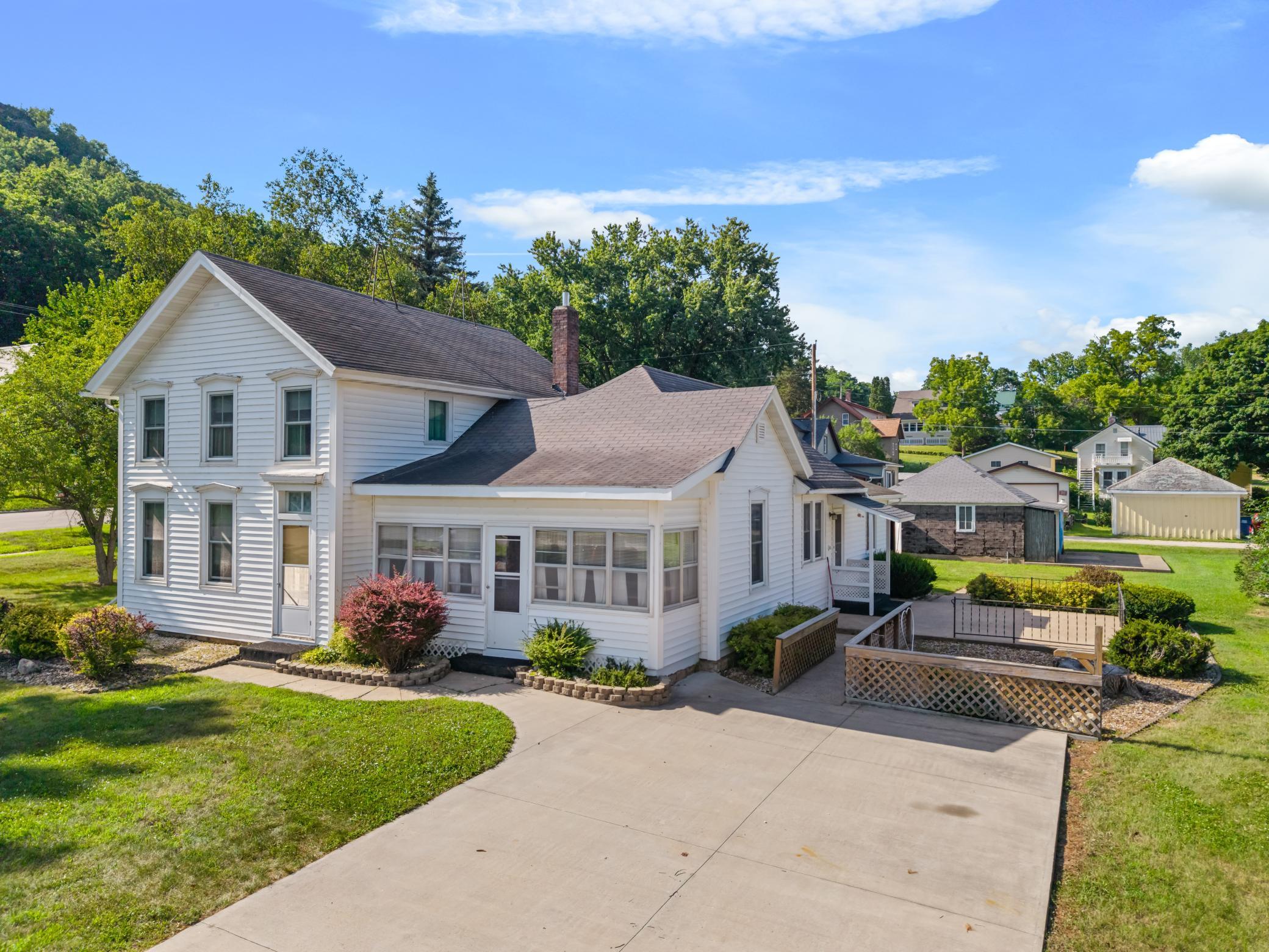 2nd image of 107 W Rushford Ave, Rushford, MN 55971 | MLS# 7111551