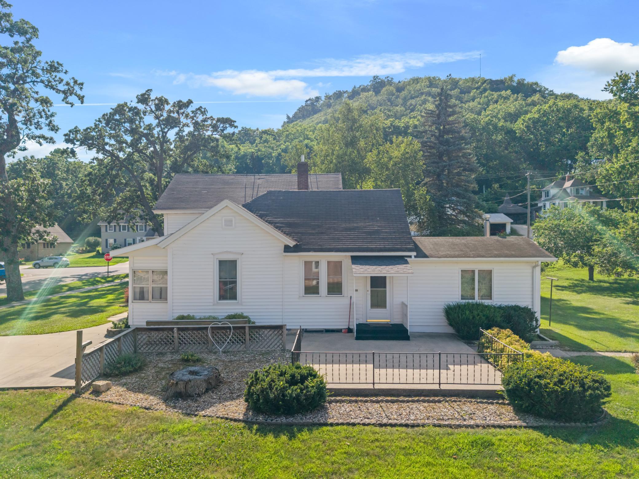 3rd image of 107 W Rushford Ave, Rushford, MN 55971 | MLS# 7111551