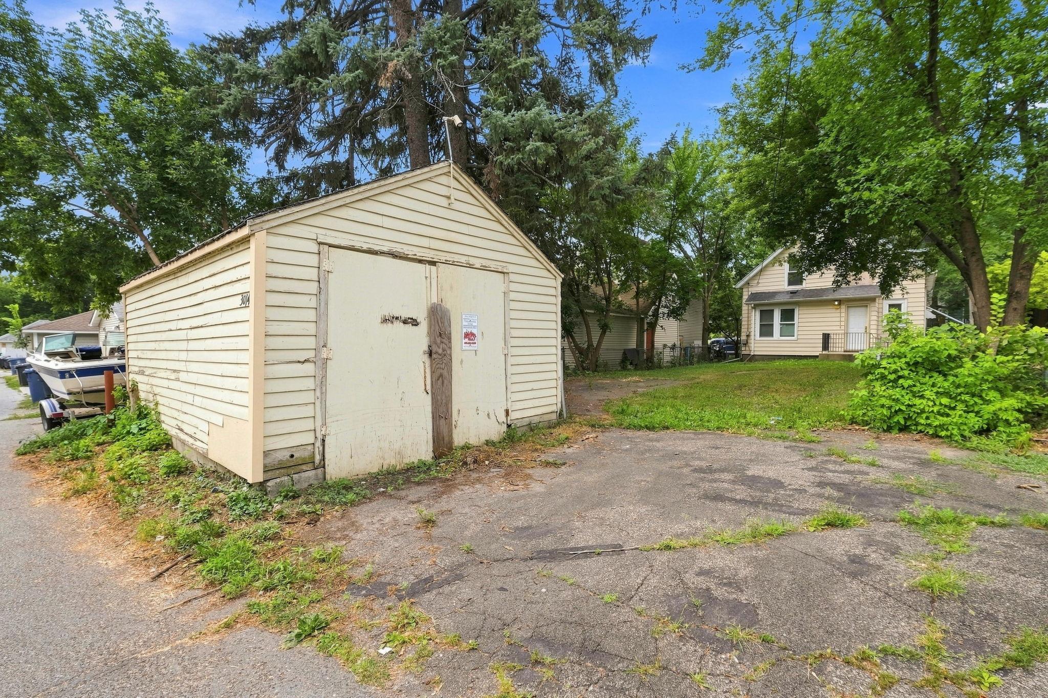 23rd image of 3014 Russell Ave N, Minneapolis, MN 55411 | MLS# 7111564
