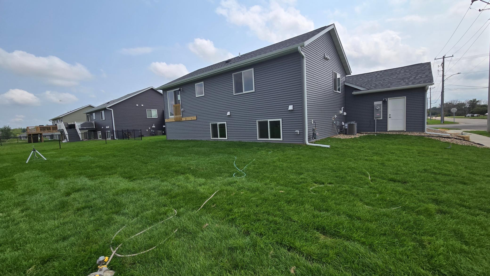 4th image of 1801 12Th Ave Ne, Austin, MN 55912 | MLS# 7111580