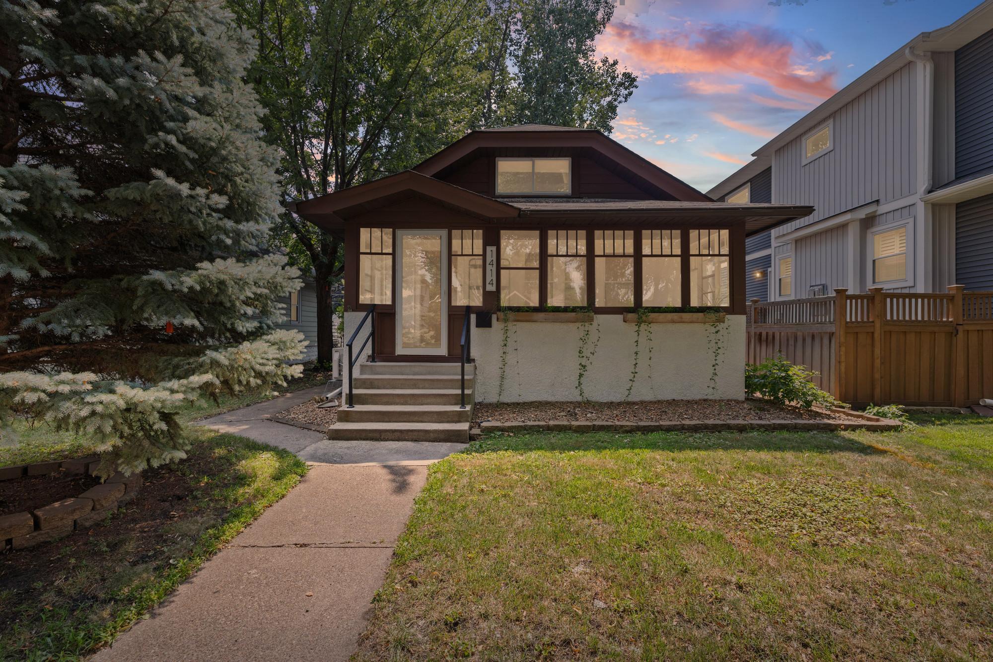 1st image of 1414 Juliet Ave, Saint Paul, MN 55105 | MLS# 7111591