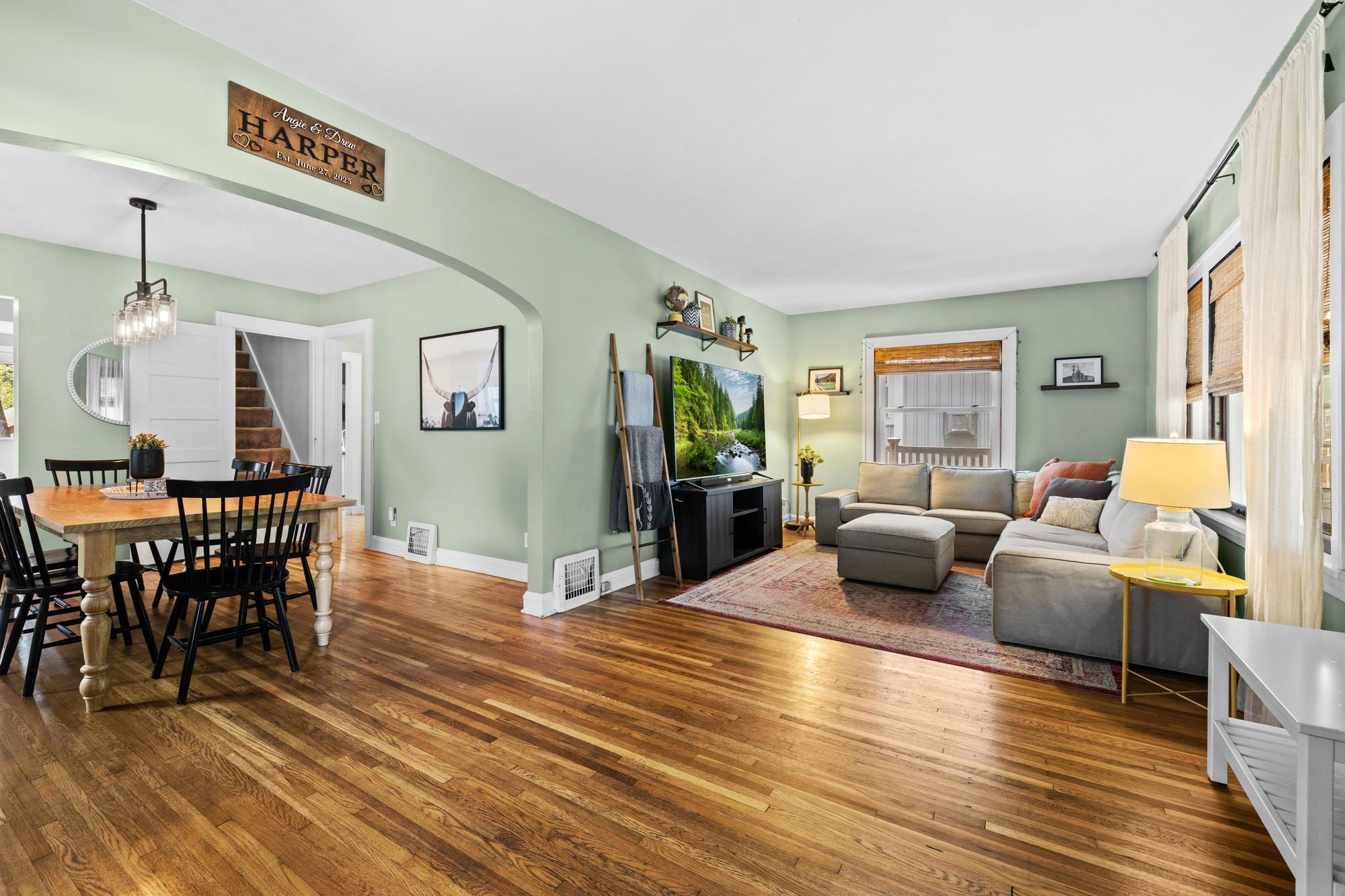 5th image of 1414 Juliet Ave, Saint Paul, MN 55105 | MLS# 7111591