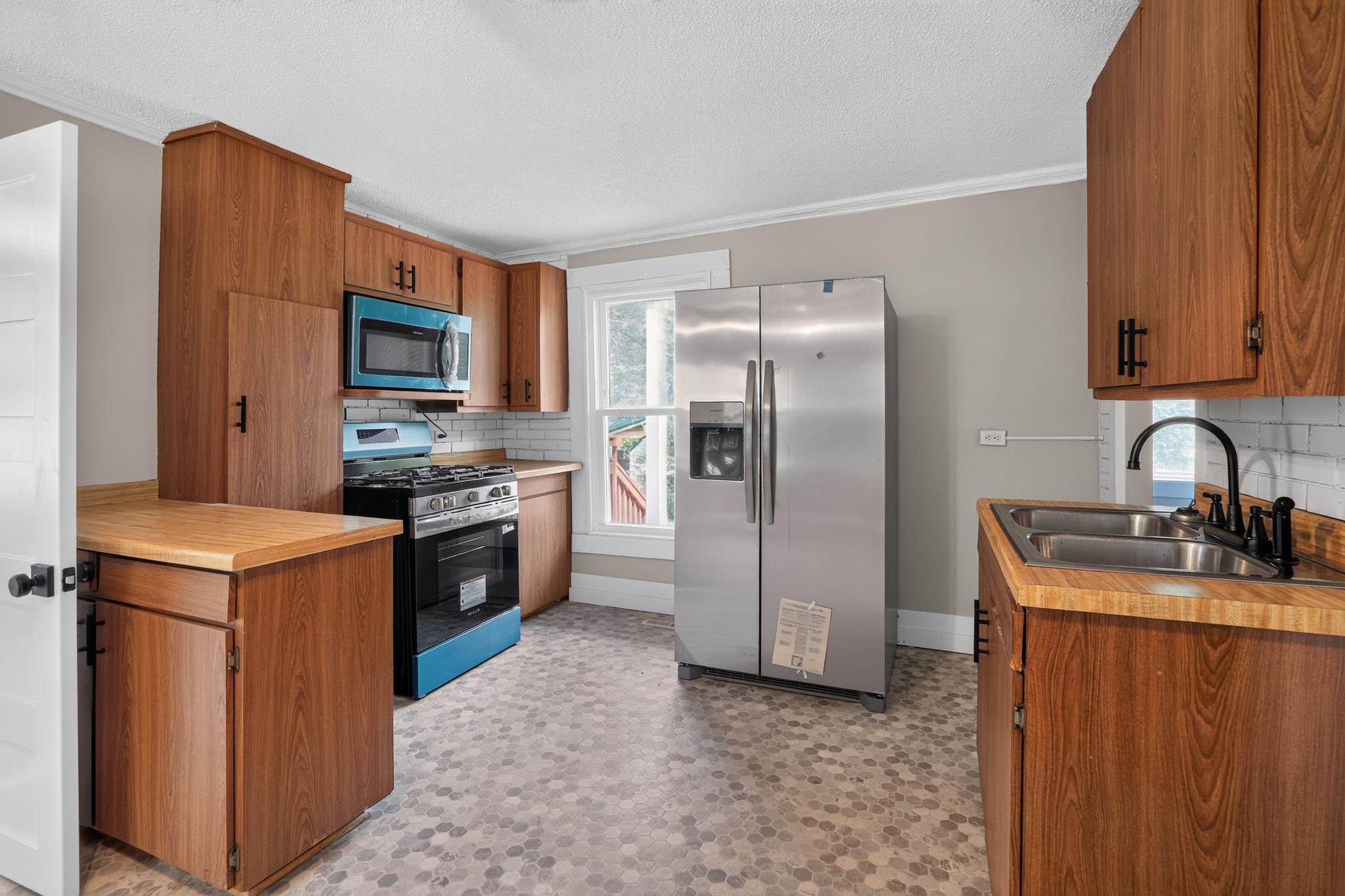 4th image of 619 Locust St, Hudson, WI 54016 | MLS# 7111647
