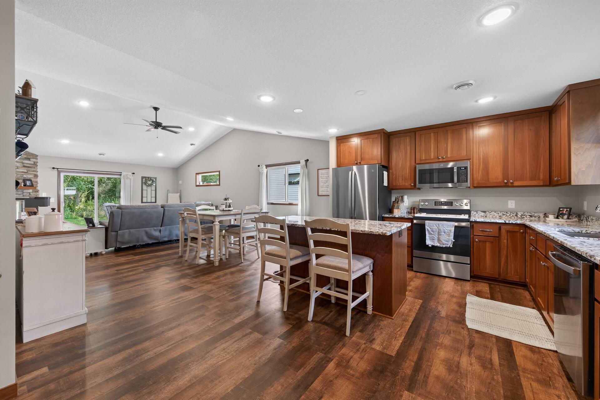 5th image of 11731 Kings Ln Se, Becker, MN 55308 | MLS# 7111649