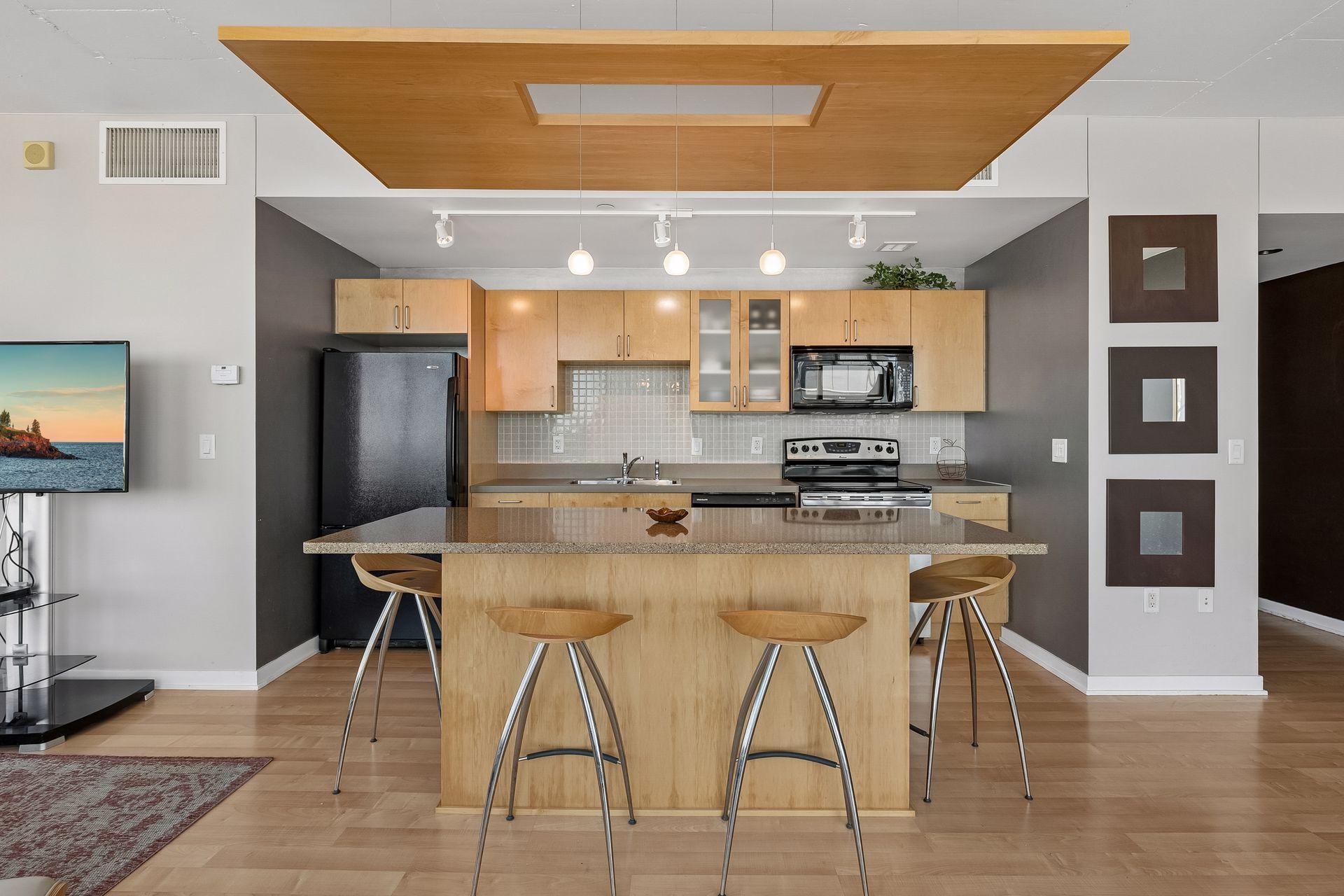 1st image of 8151 33rd Ave S #501, Minneapolis, MN 55425 | MLS# 7111716