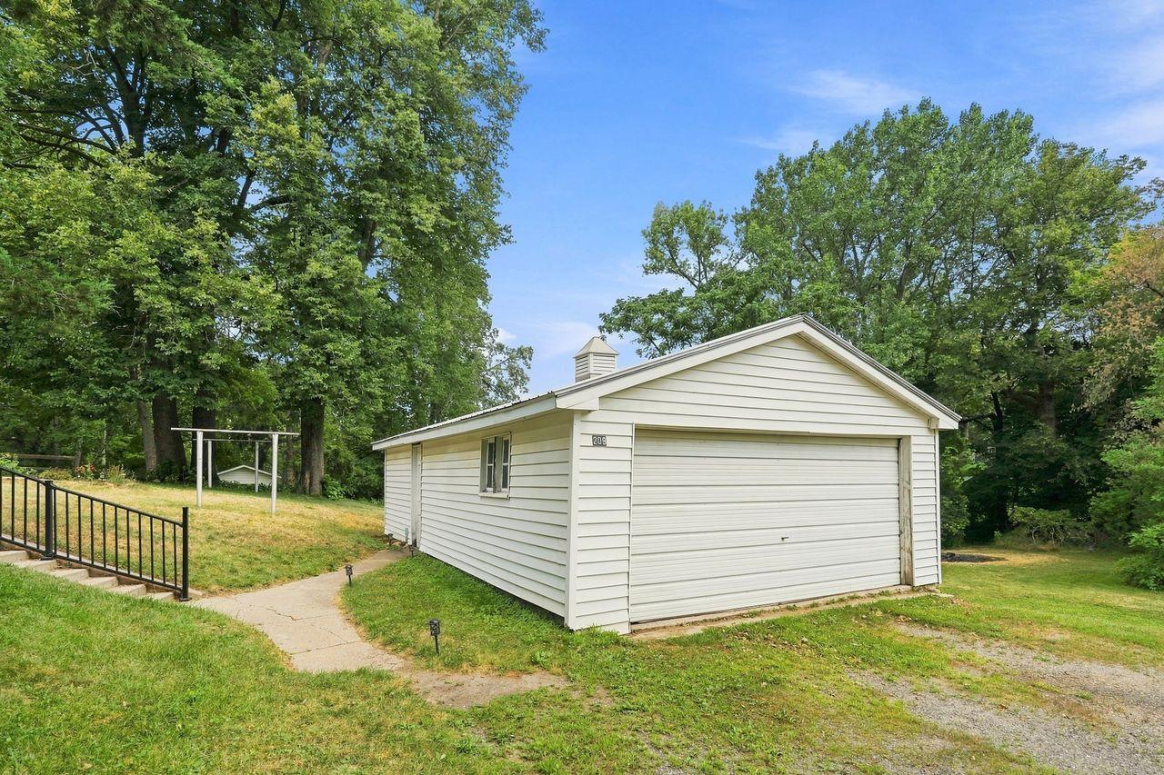 4th image of 209 2Nd Ave Se, New London, MN 56273 | MLS# 7111733