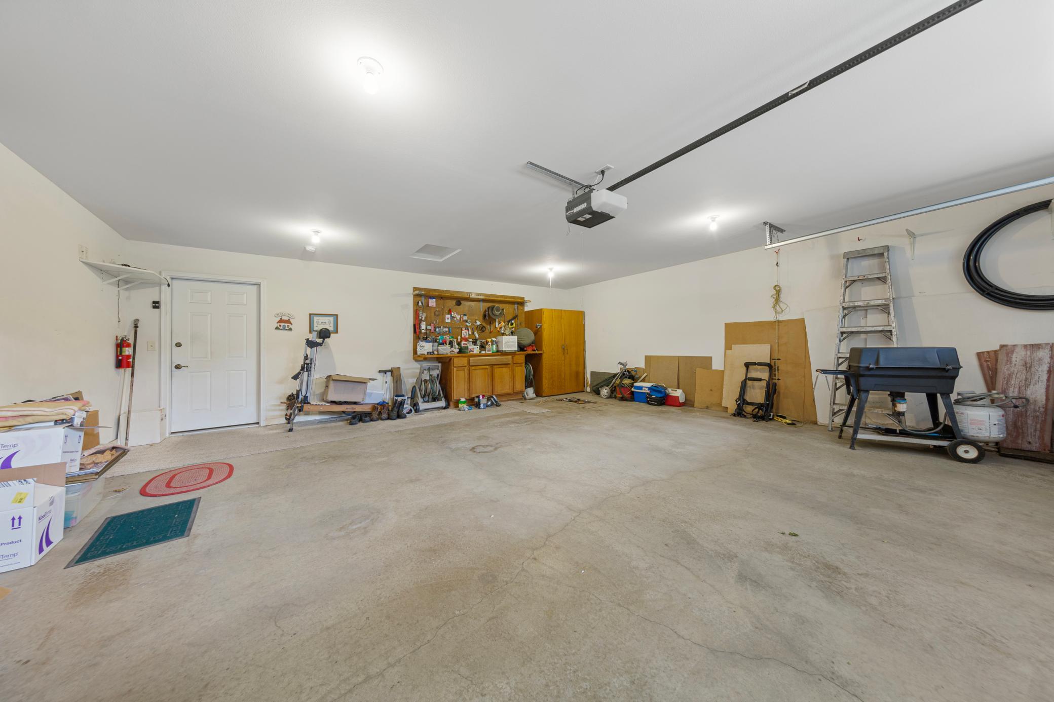 35th image of 305 Tischler Ave Se, Faribault, MN 55021 | MLS# 7111745