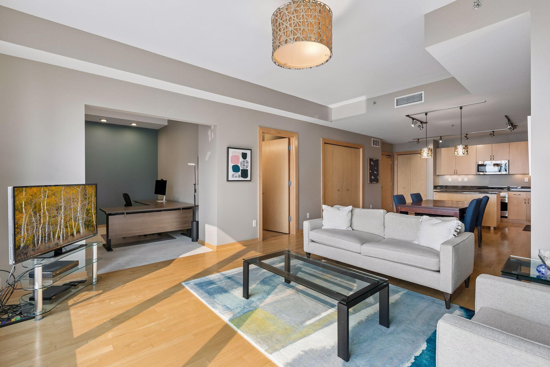 5th image of 215 10Th Ave S #637, Minneapolis, MN 55415 | MLS# 7111752
