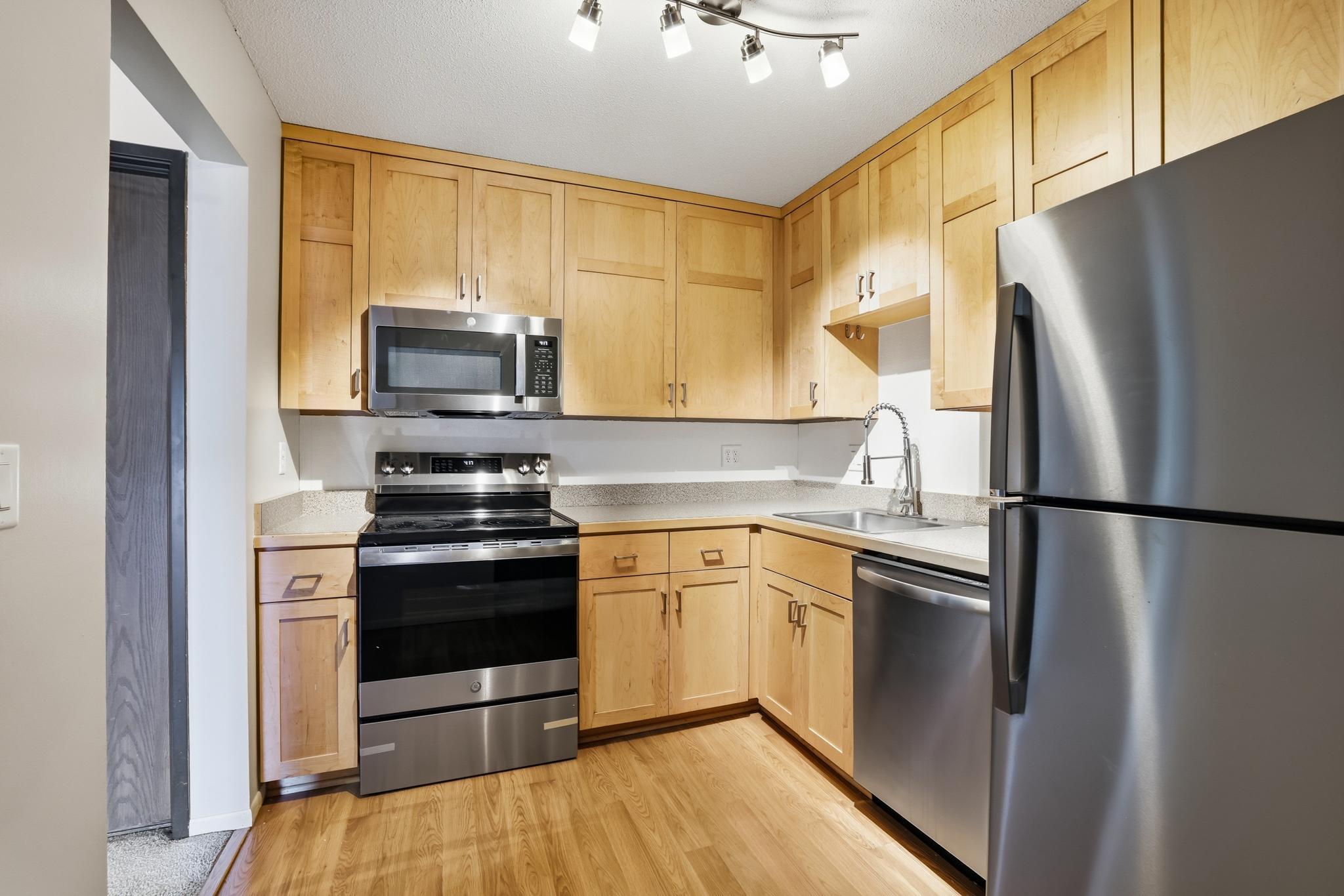 2nd image of 1855 Silver Bell Rd #119, Saint Paul, MN 55122 | MLS# 7111769