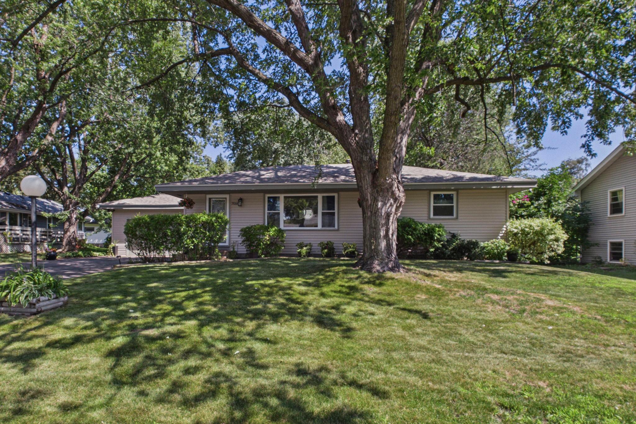 1st image of 7016 Colorado Ave N, Brooklyn Park, MN 55429 | MLS# 7111771