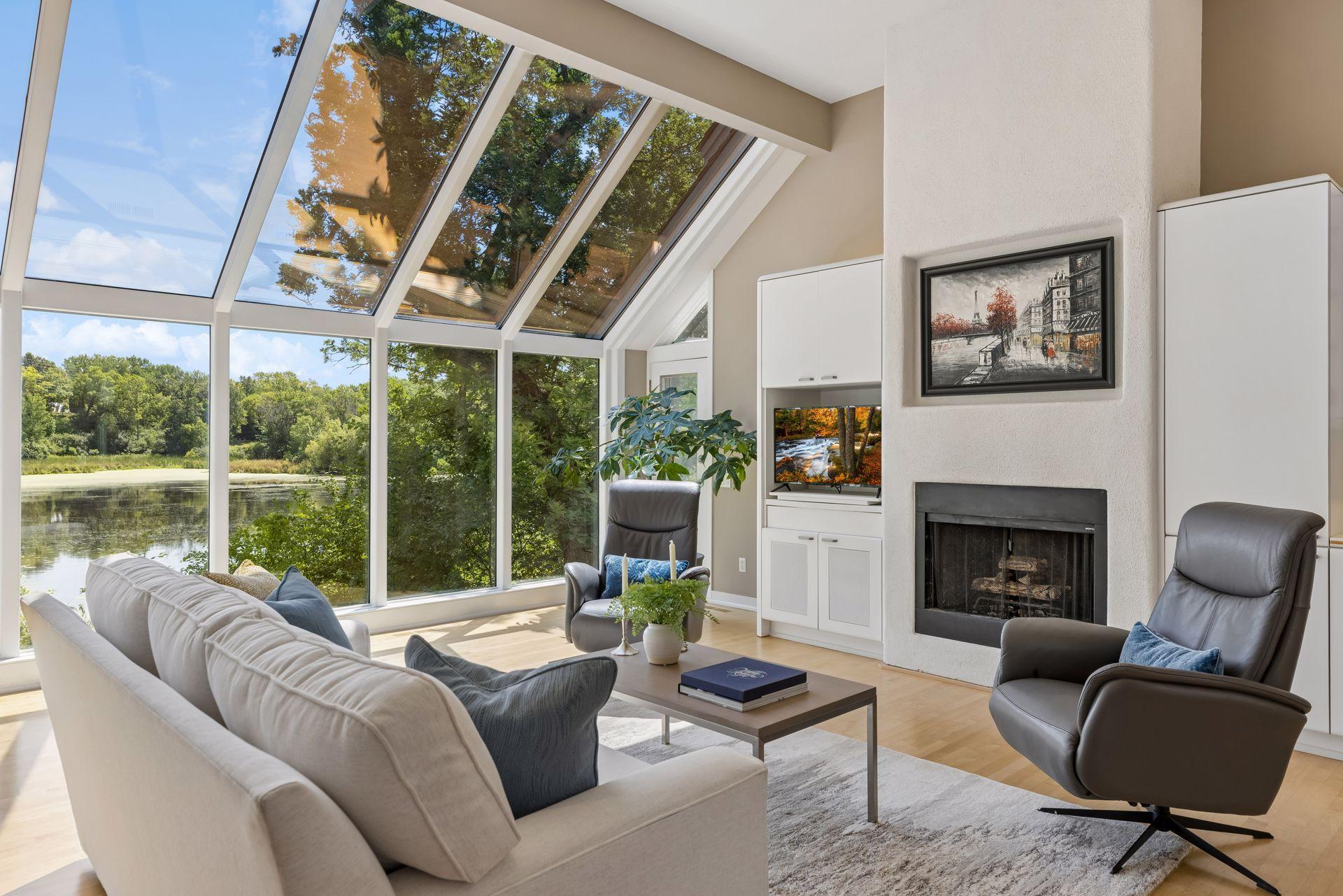1st image of 16458 Ringer Rd, Wayzata, MN 55391 | MLS# 7111808