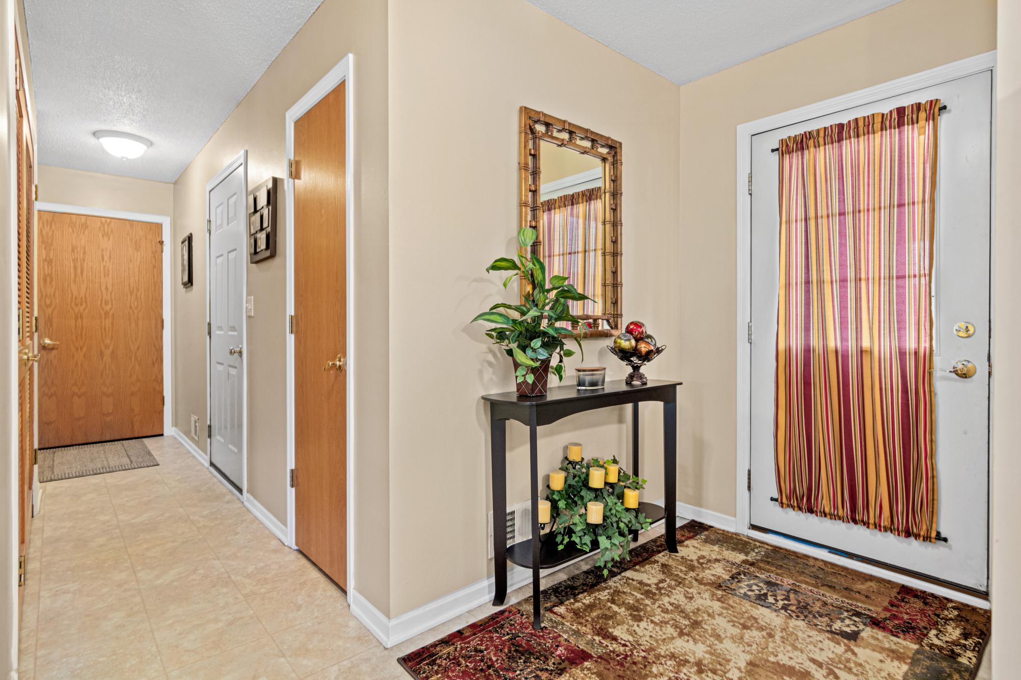 5th image of 305 Wildwood Cir, Roberts, WI 54023 | MLS# 7111827