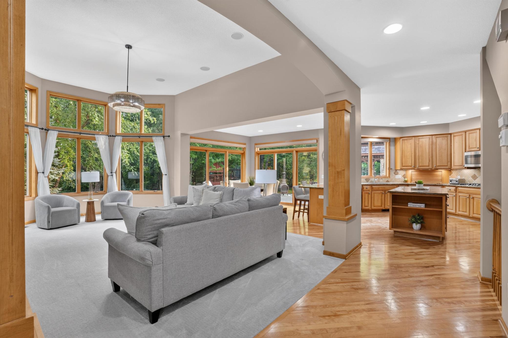 5th image of 19044 Inndale Dr, Lakeville, MN 55044 | MLS# 7111834