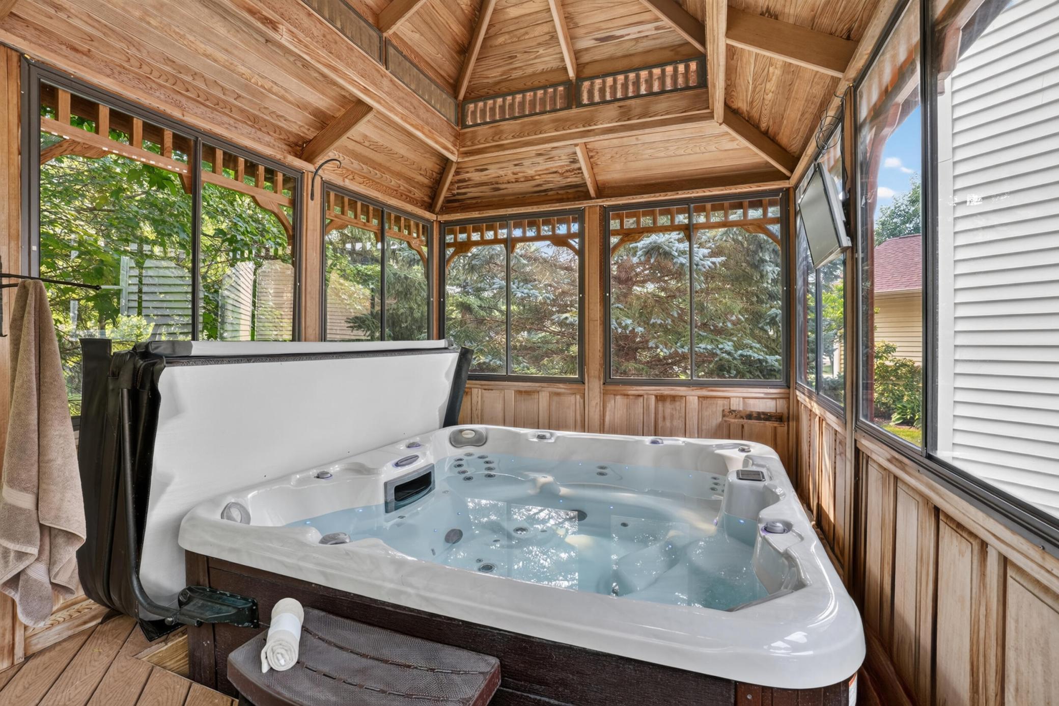 4th image of 19044 Inndale Dr, Lakeville, MN 55044 | MLS# 7111834