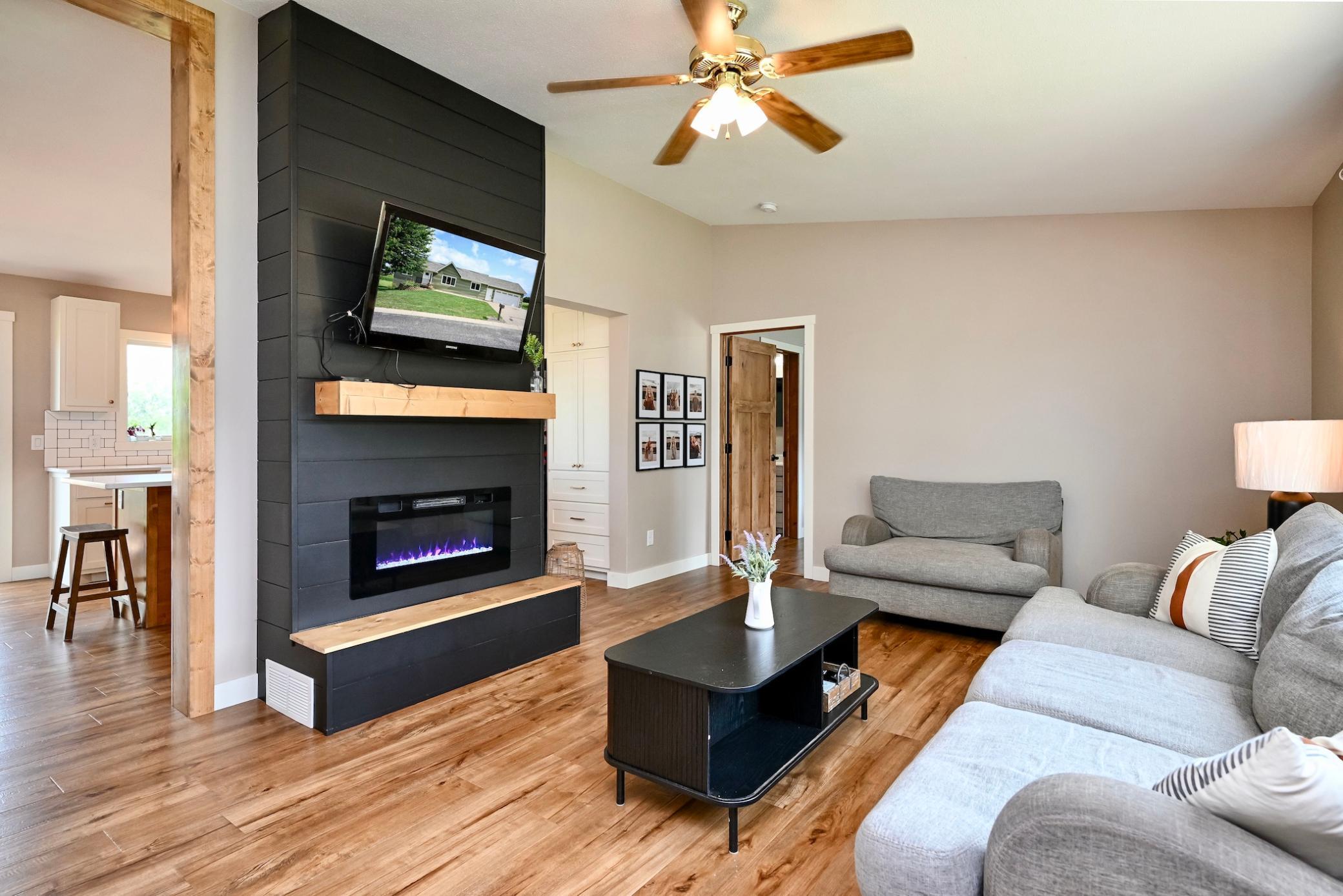 4th image of 206 Park Ave, Altura, MN 55910 | MLS# 7111850