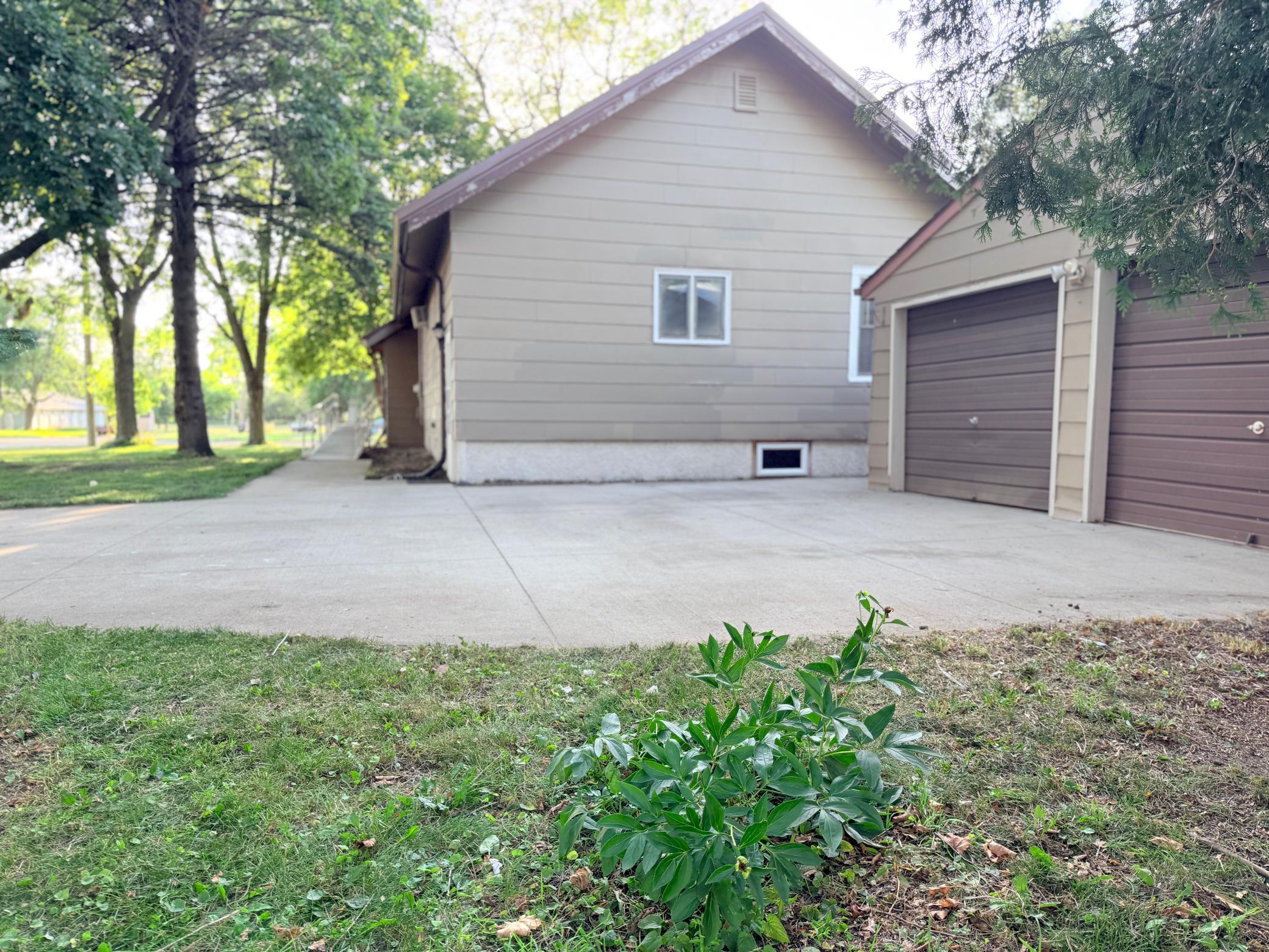 Homes for sale in Pipestone, MN | 503 2Nd Ave Ne, Pipestone, MN 56164 | MLS# 7111901