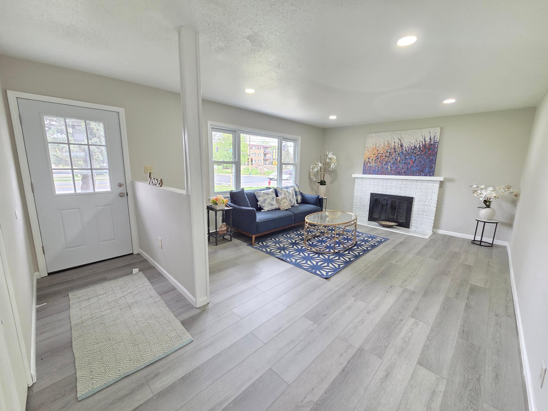2nd image of 5201 W 84th St, Minneapolis, MN 55437 | MLS# 7111940