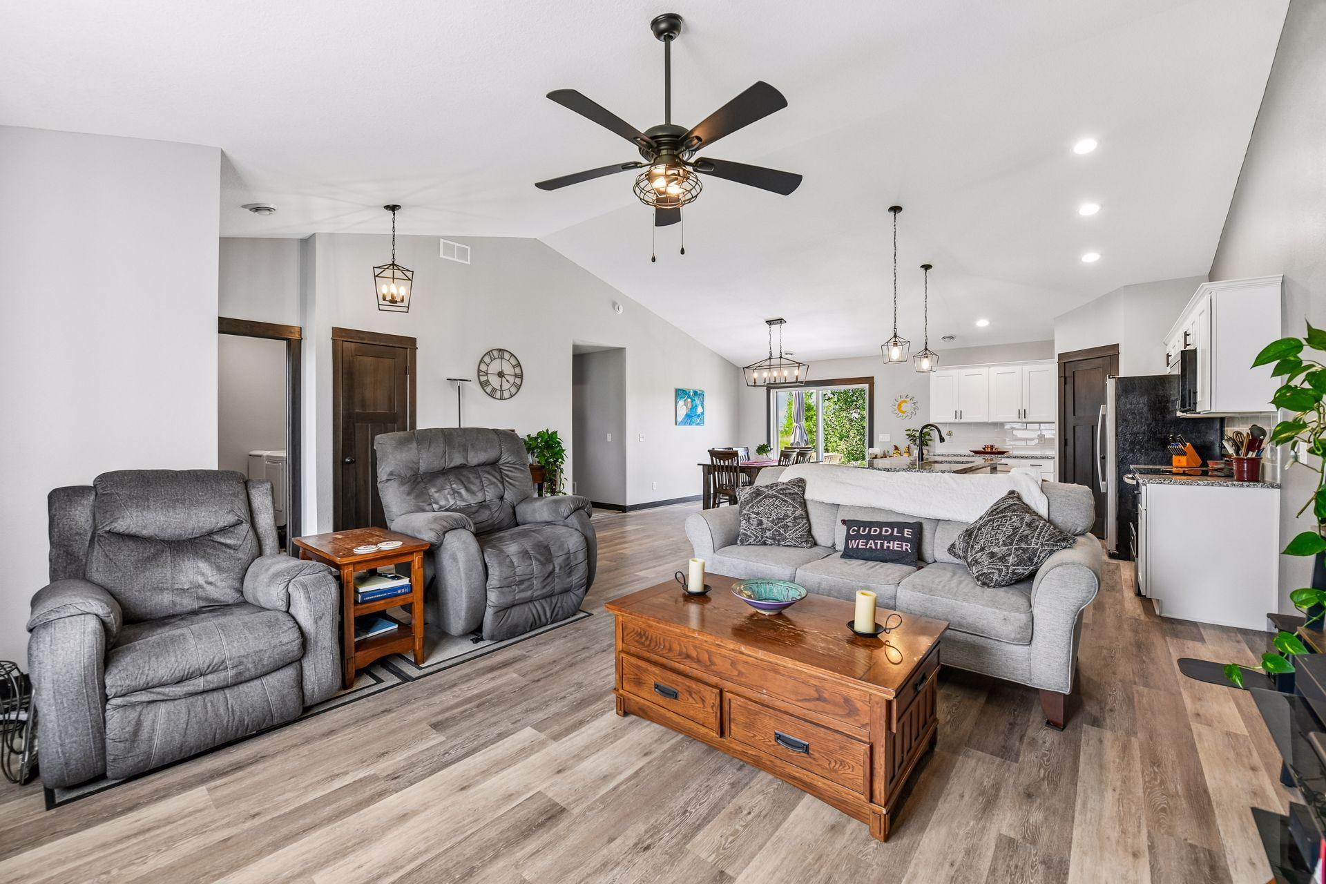 5th image of 345 6Th St E, Green Isle, MN 55338 | MLS# 7111967