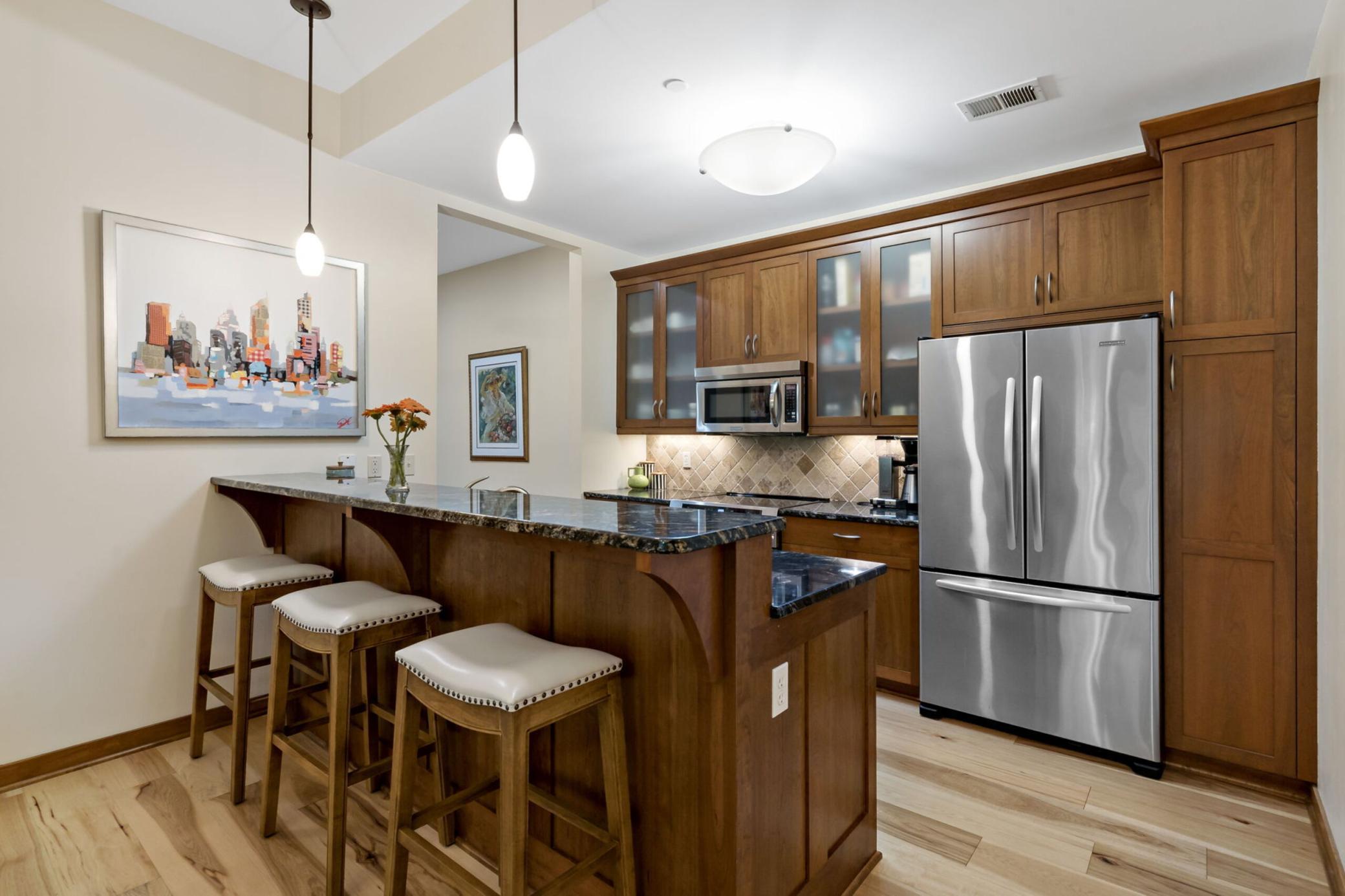 Homes for sale in Mendota Heights, MN | 715 Linden St #108, Mendota Heights, MN 55118 | MLS# 7111970