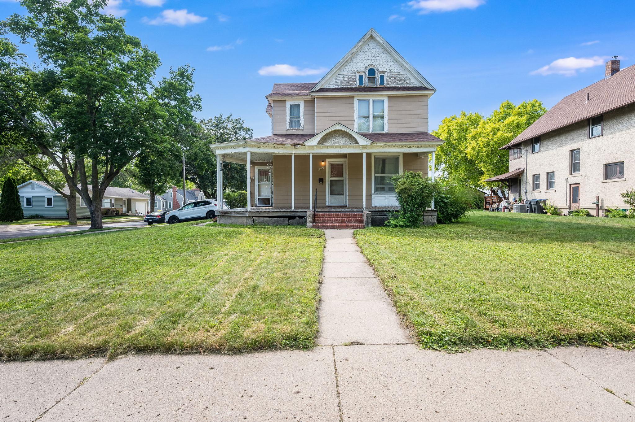 30th image of 1404 N 5th St, Mankato, MN 56001 | MLS# 7112014