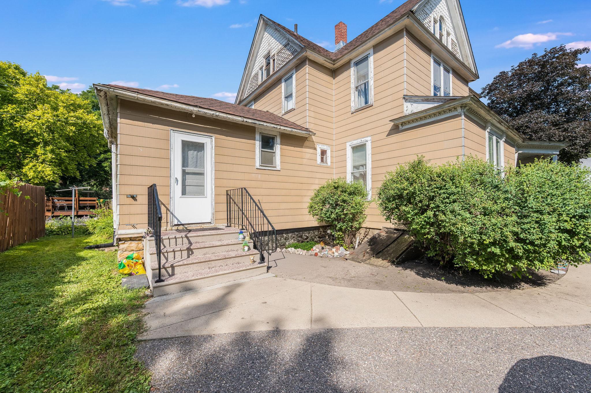 5th image of 1404 N 5Th St, Mankato, MN 56001 | MLS# 7112014
