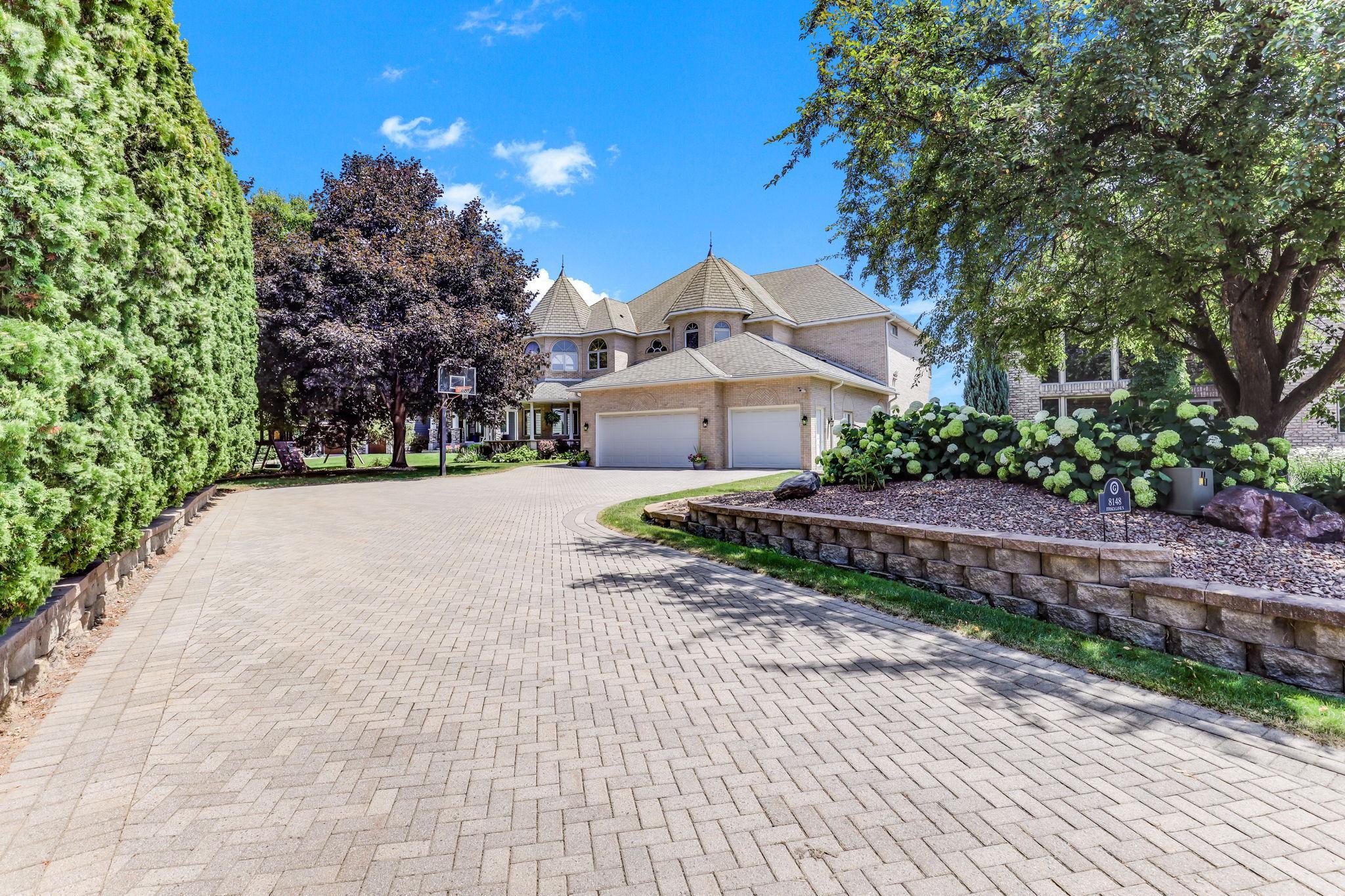 2nd image of 8148 Ithaca Ln N, Maple Grove, MN 55311 | MLS# 7112043