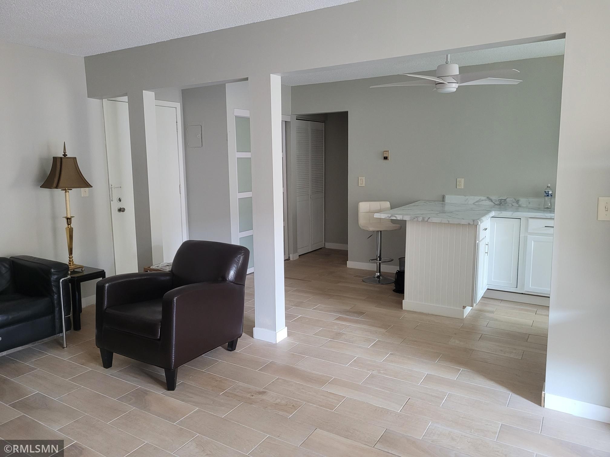 3rd image of 10840 Rockford Rd #111, Plymouth, MN 55442 | MLS# 7112077