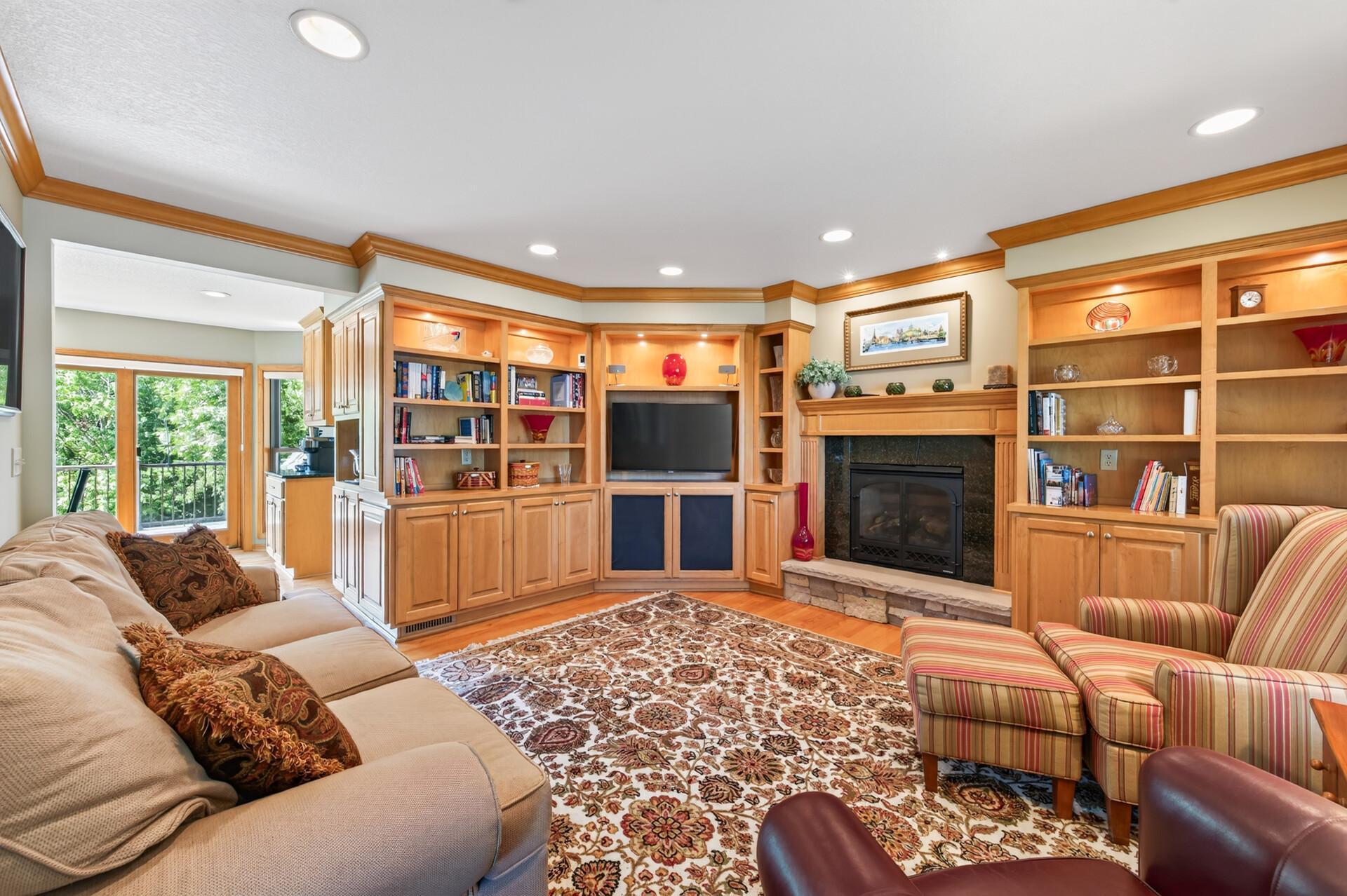 3rd image of 8945 Dallas Ln N, Maple Grove, MN 55369 | MLS# 7112087