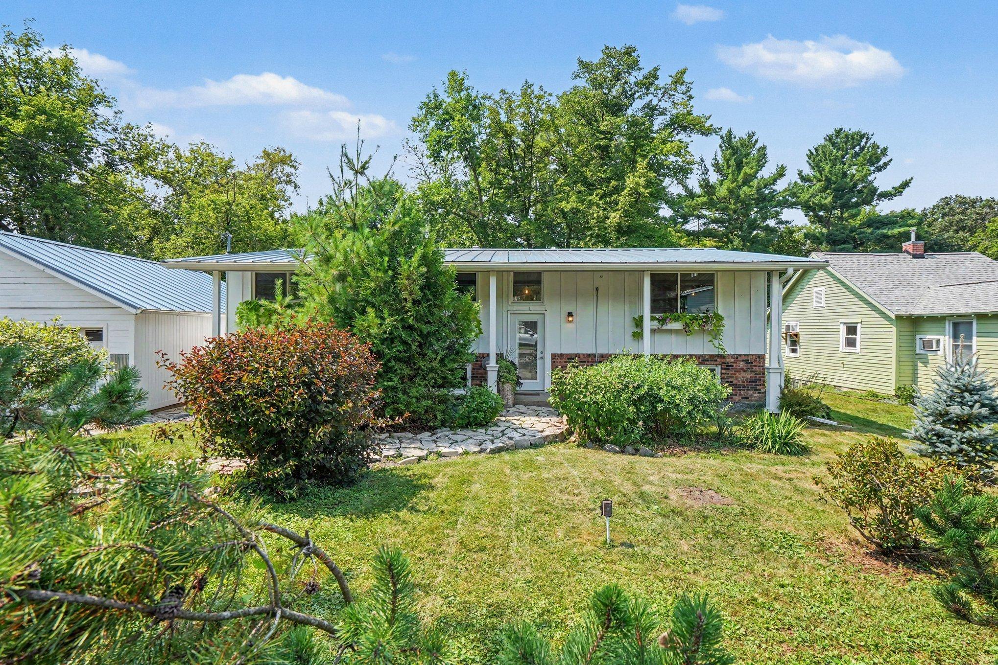 1st image of 813 N Hamilton St, Saint Croix Falls, WI 54024 | MLS# 7112088