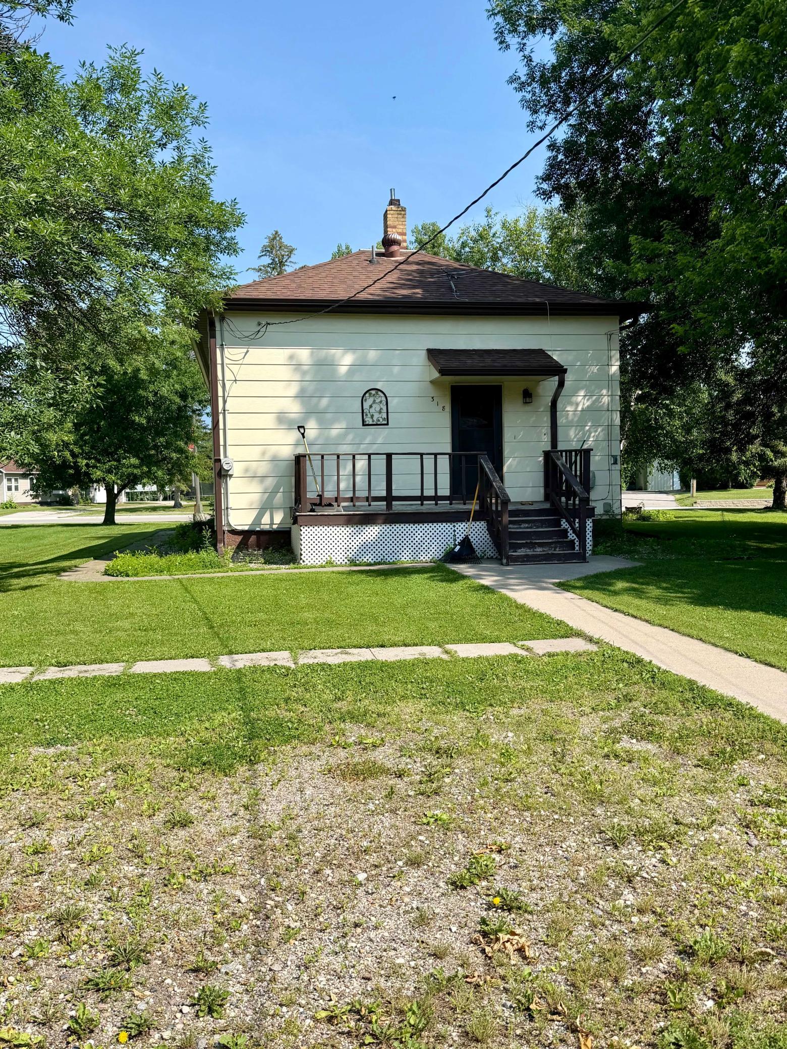 5th image of 318 2Nd St Se, Hallock, MN 56728 | MLS# 7112090