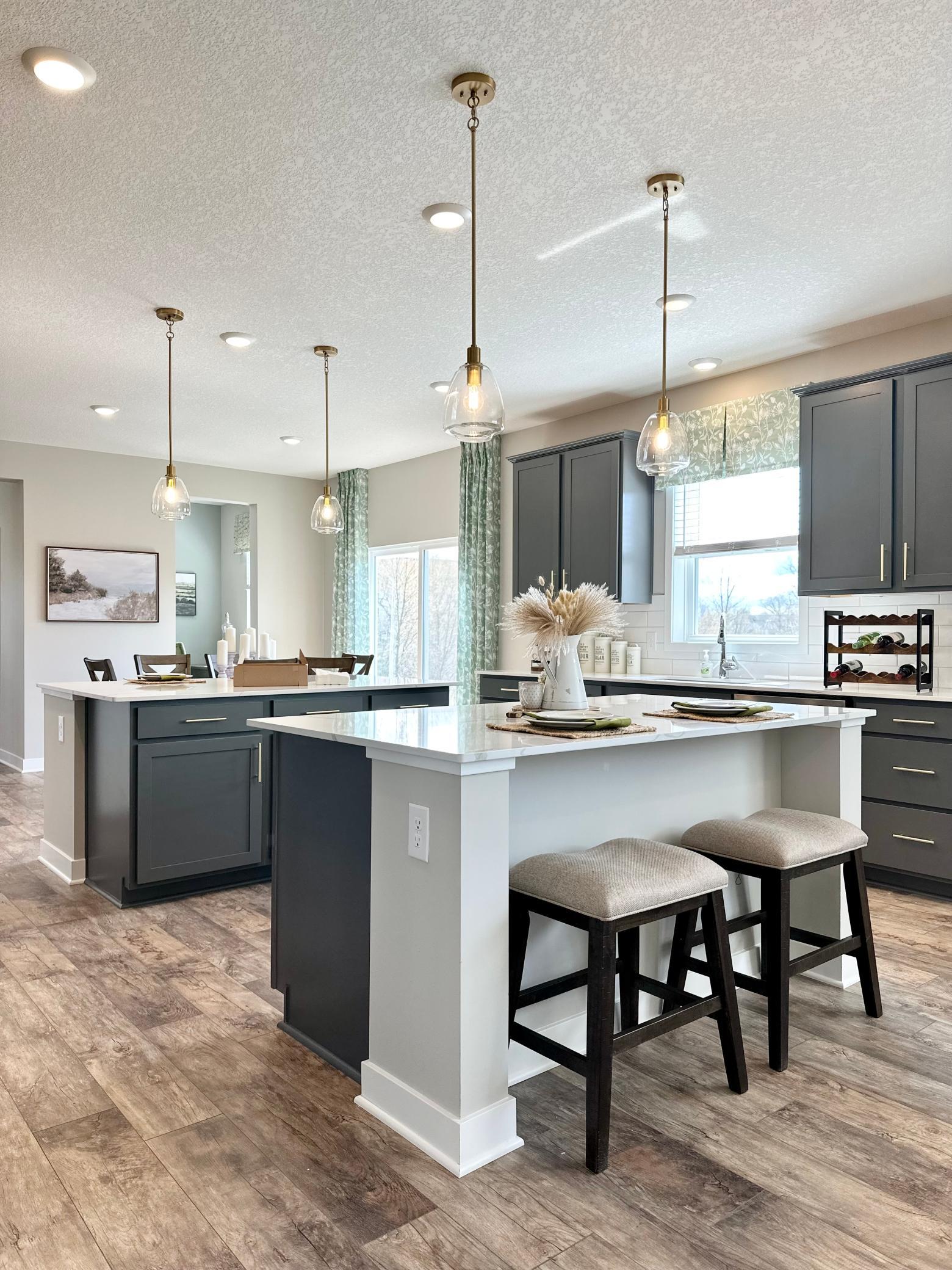 2nd image of 1641 Oak Creek Pass, Chaska, MN 55318 | MLS# 7112118