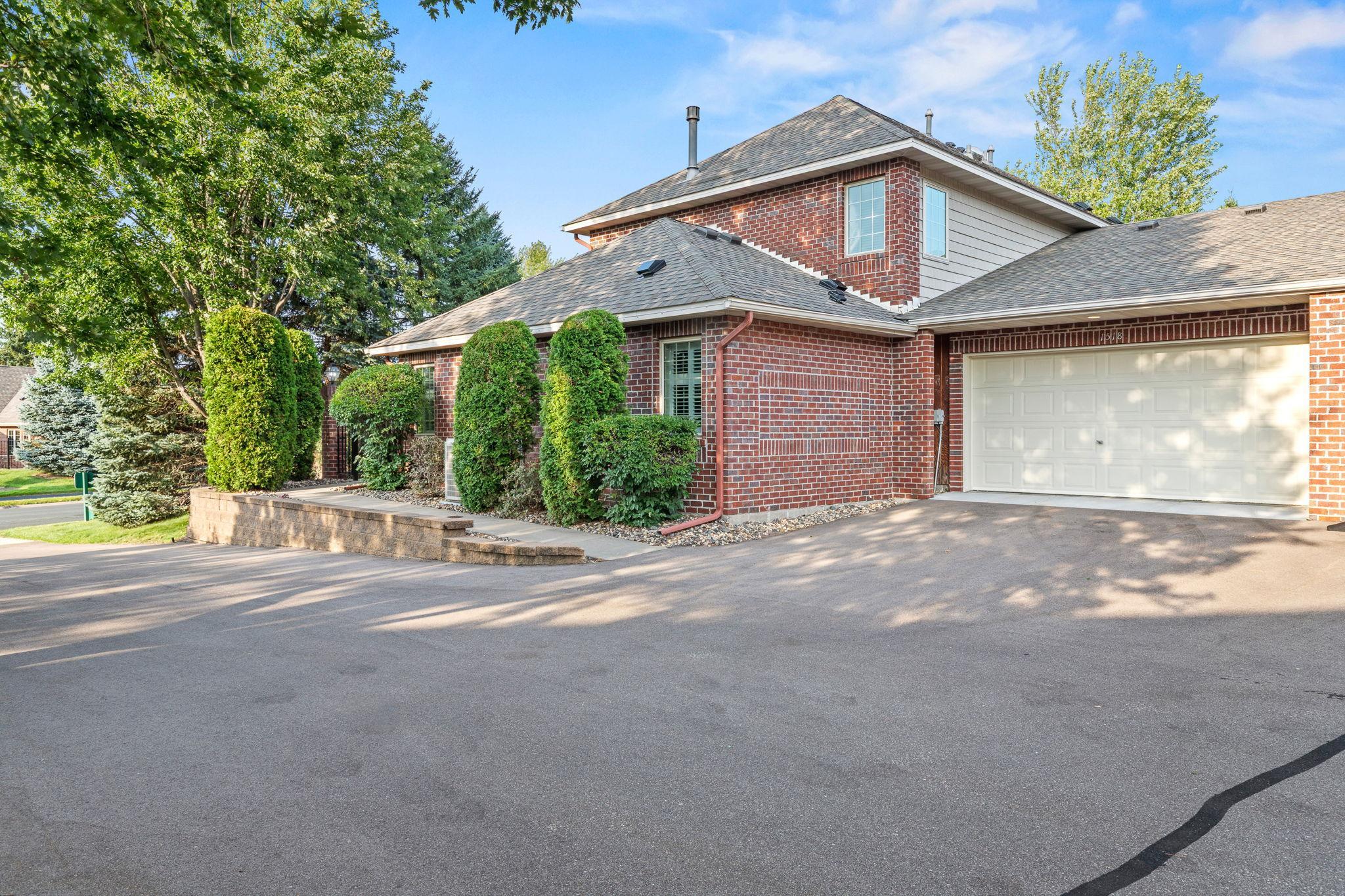 1st image of 1518 Hunter Hill Rd, Hudson, WI 54016 | MLS# 7112160