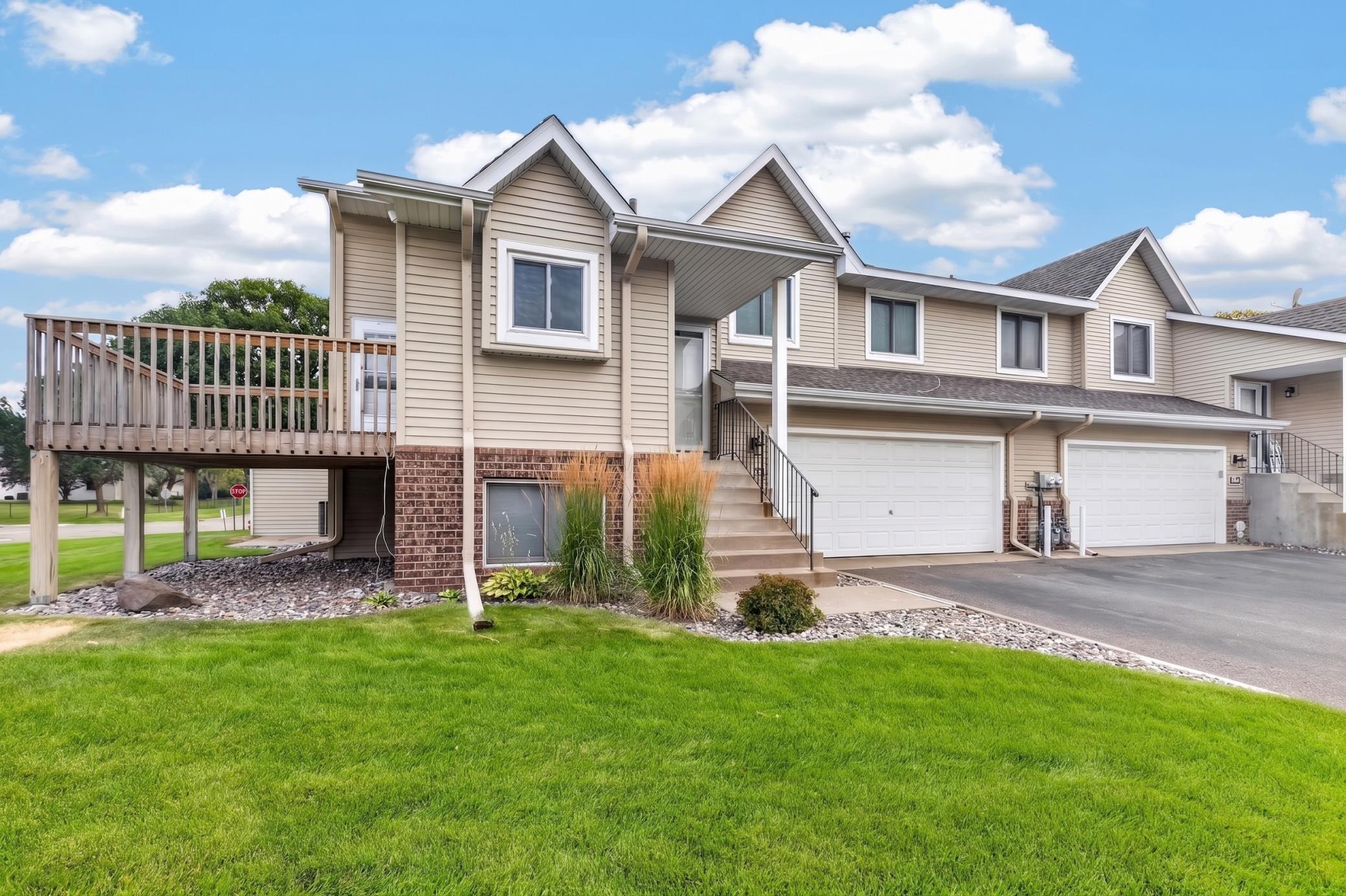 1st image of 9313 Loch Lomond Ln, Brooklyn Park, MN 55443 | MLS# 7112180