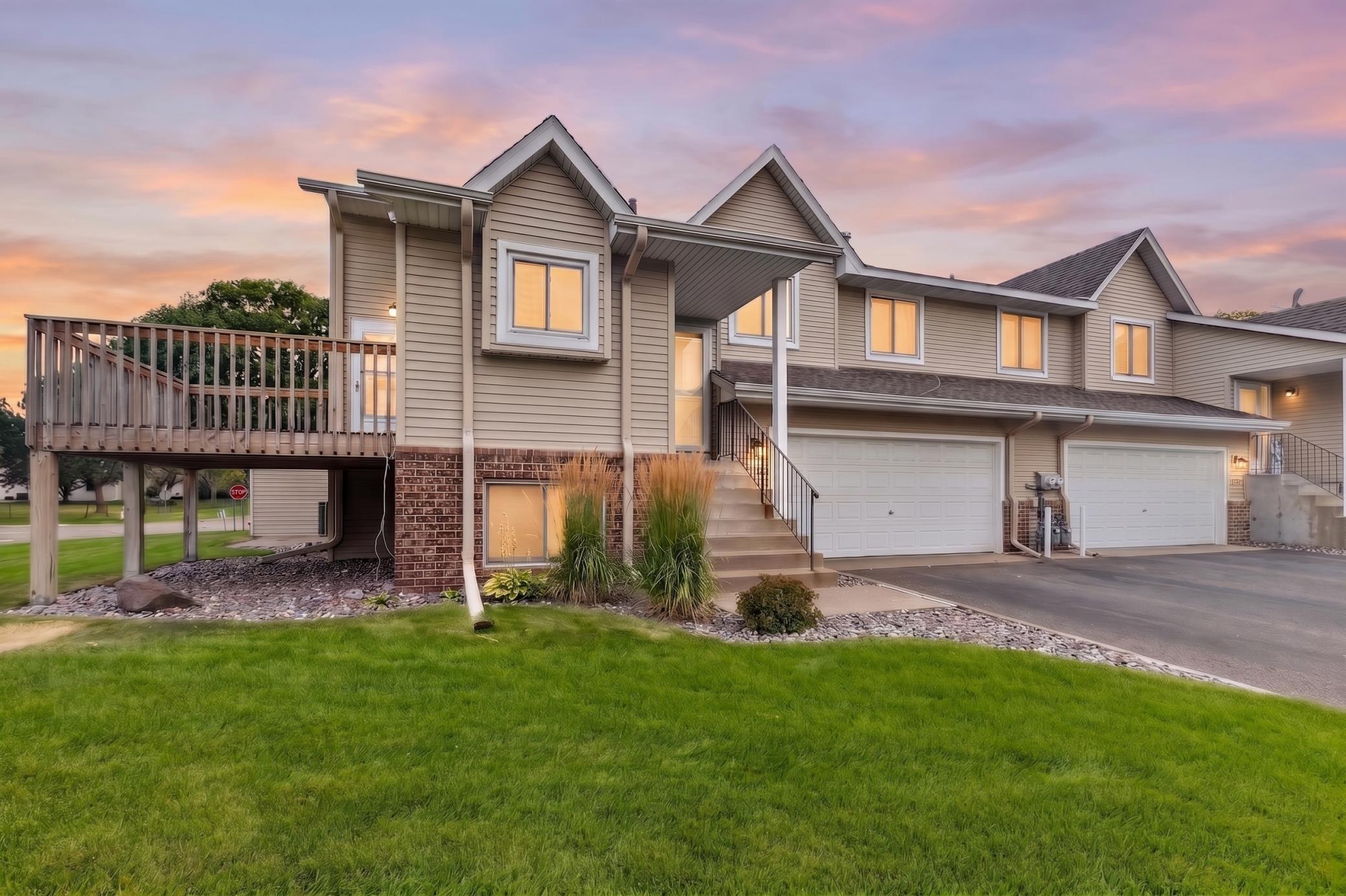 2nd image of 9313 Loch Lomond Ln, Brooklyn Park, MN 55443 | MLS# 7112180