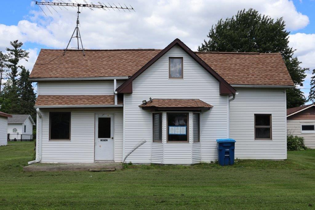Homes for sale in Weyerhaeuser, WI | N3806 6th St, Weyerhaeuser, WI 54895 | MLS# 7112249